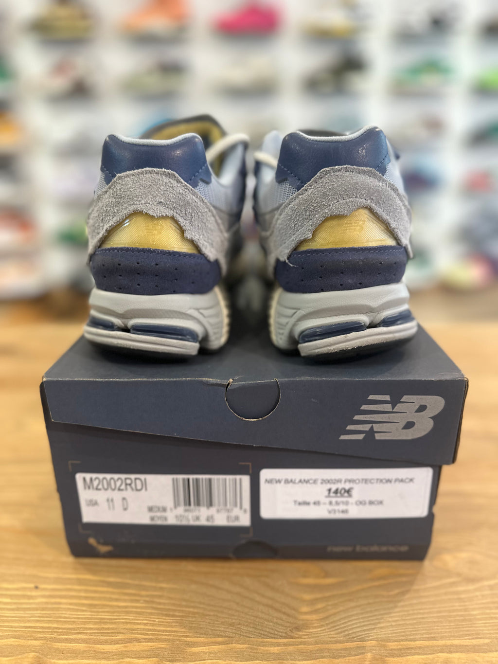 New balance 2002r protection pack light artic grey ( taille 45 )