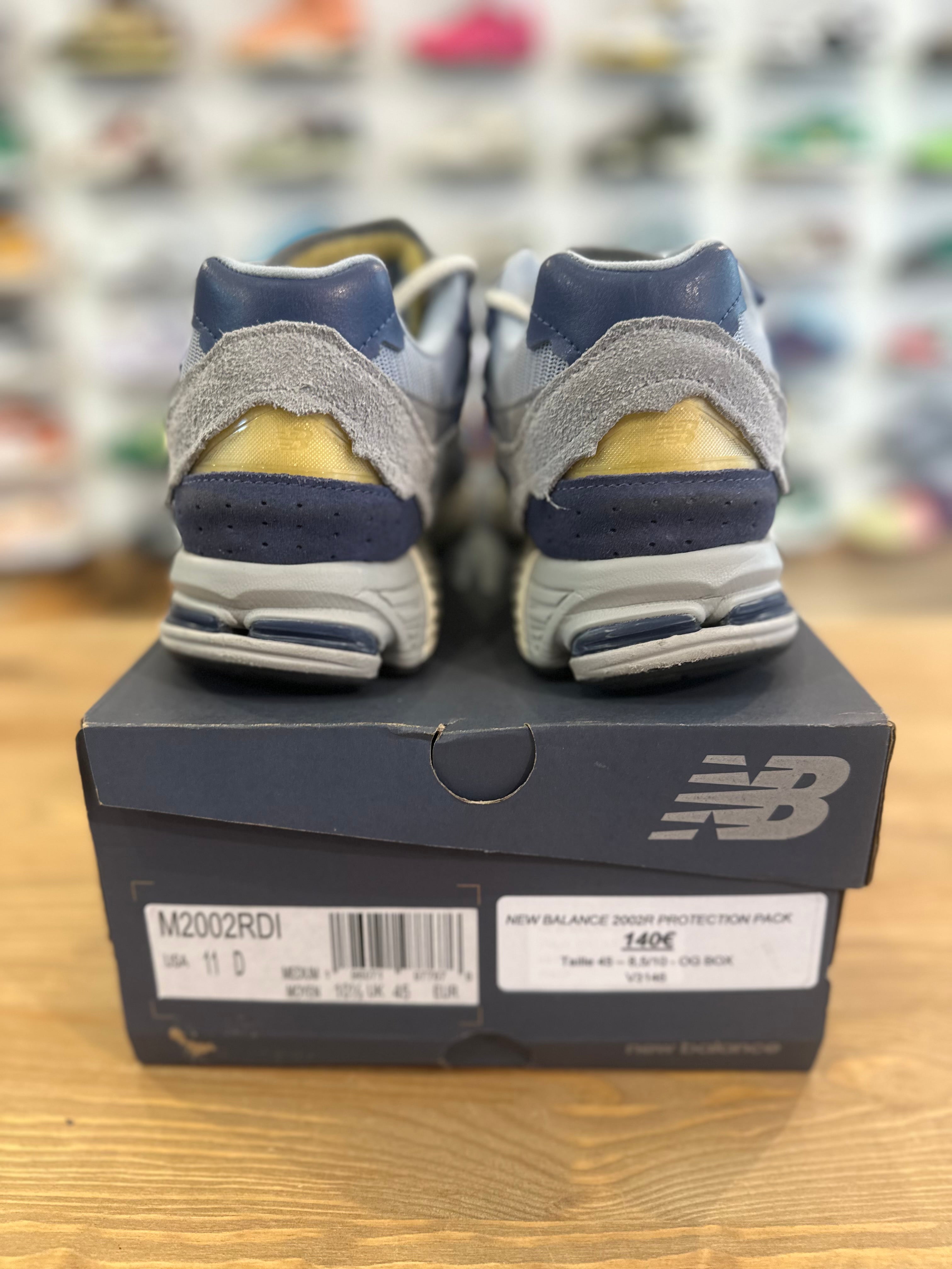 New balance 2002r protection pack light artic grey ( taille 45 )