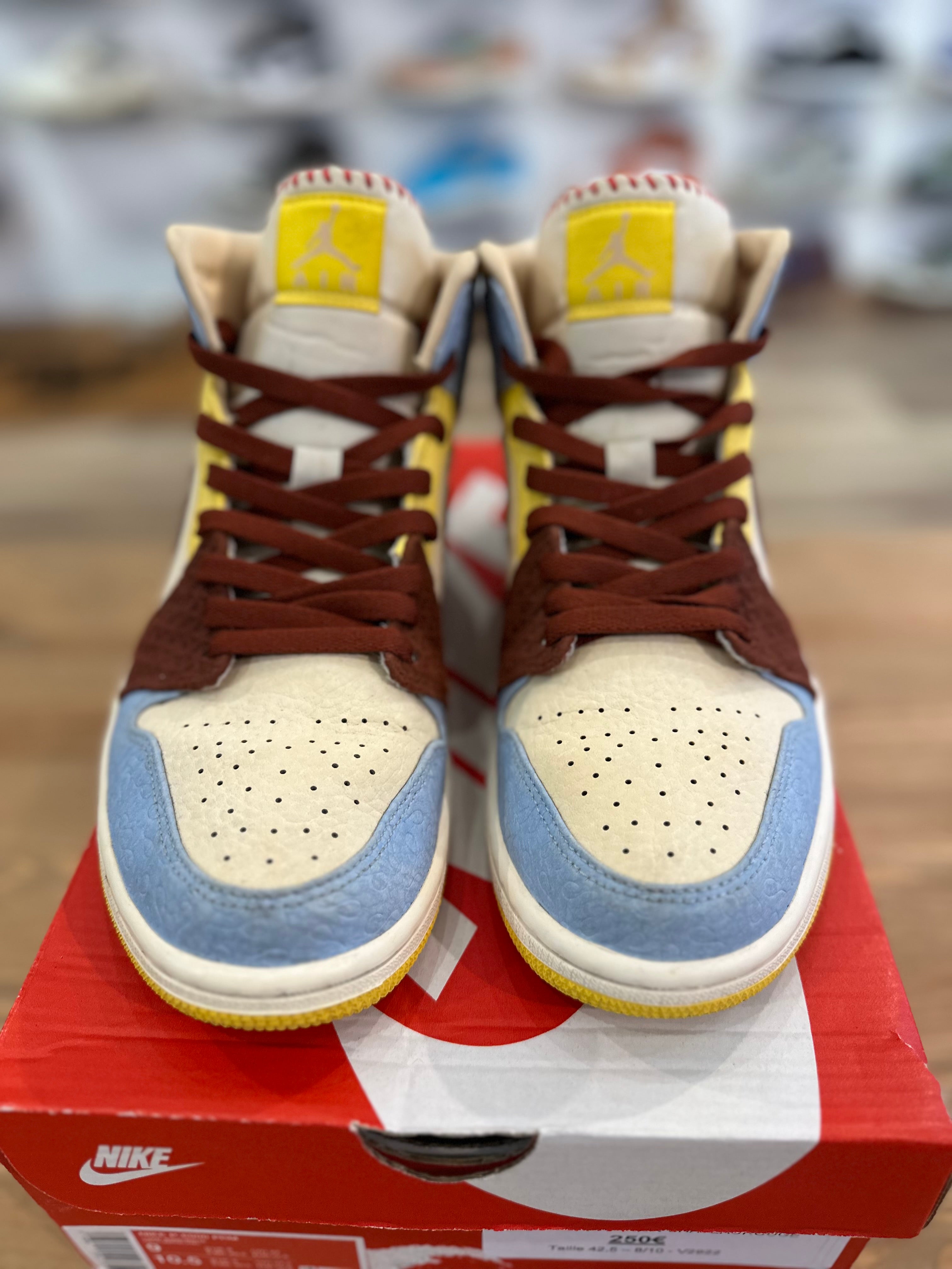 Nike Jordan 1 mid maison châteaurouge ( taille 42,5 )