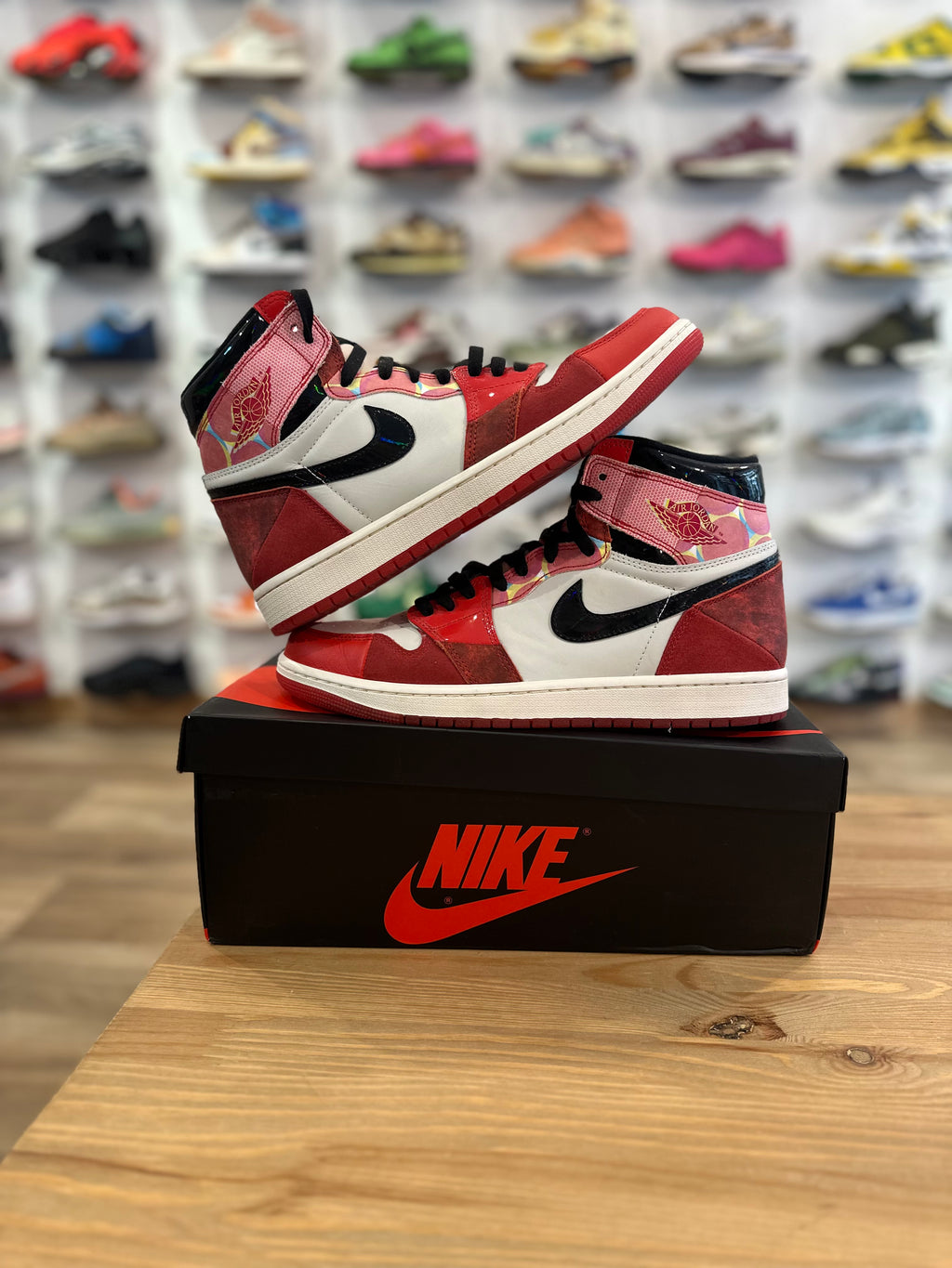 Nike Jordan 1 high spider man across ( taille 44,5 )