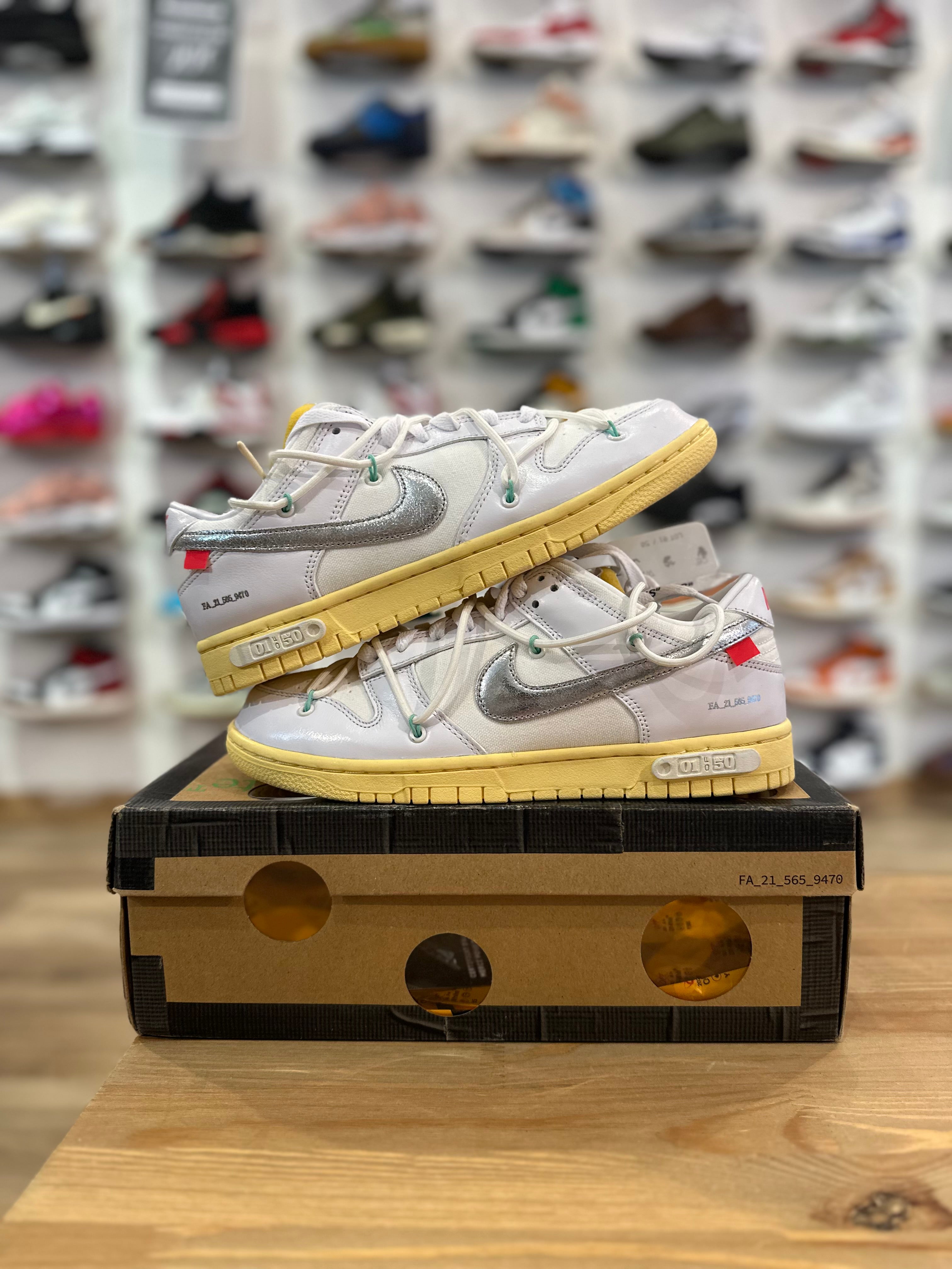 Nike dunk low off White lot 1 White Silver ( taille 41 )