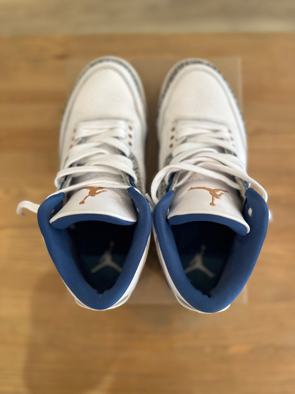 Nike Jordan 3 rétro wizzard ( taille 42 )