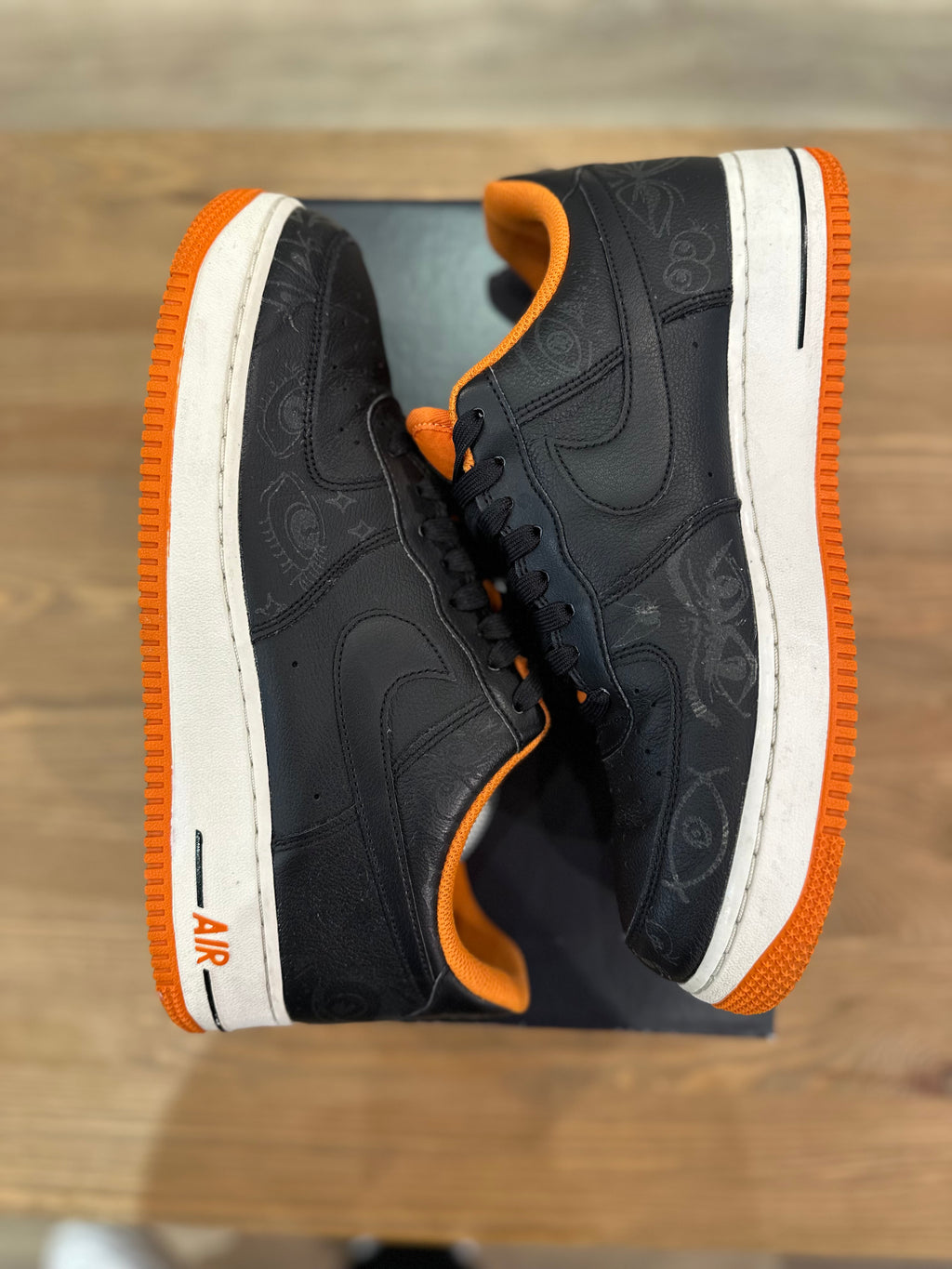 Nike air force 1 low prenium Halloween ( taille 44 )