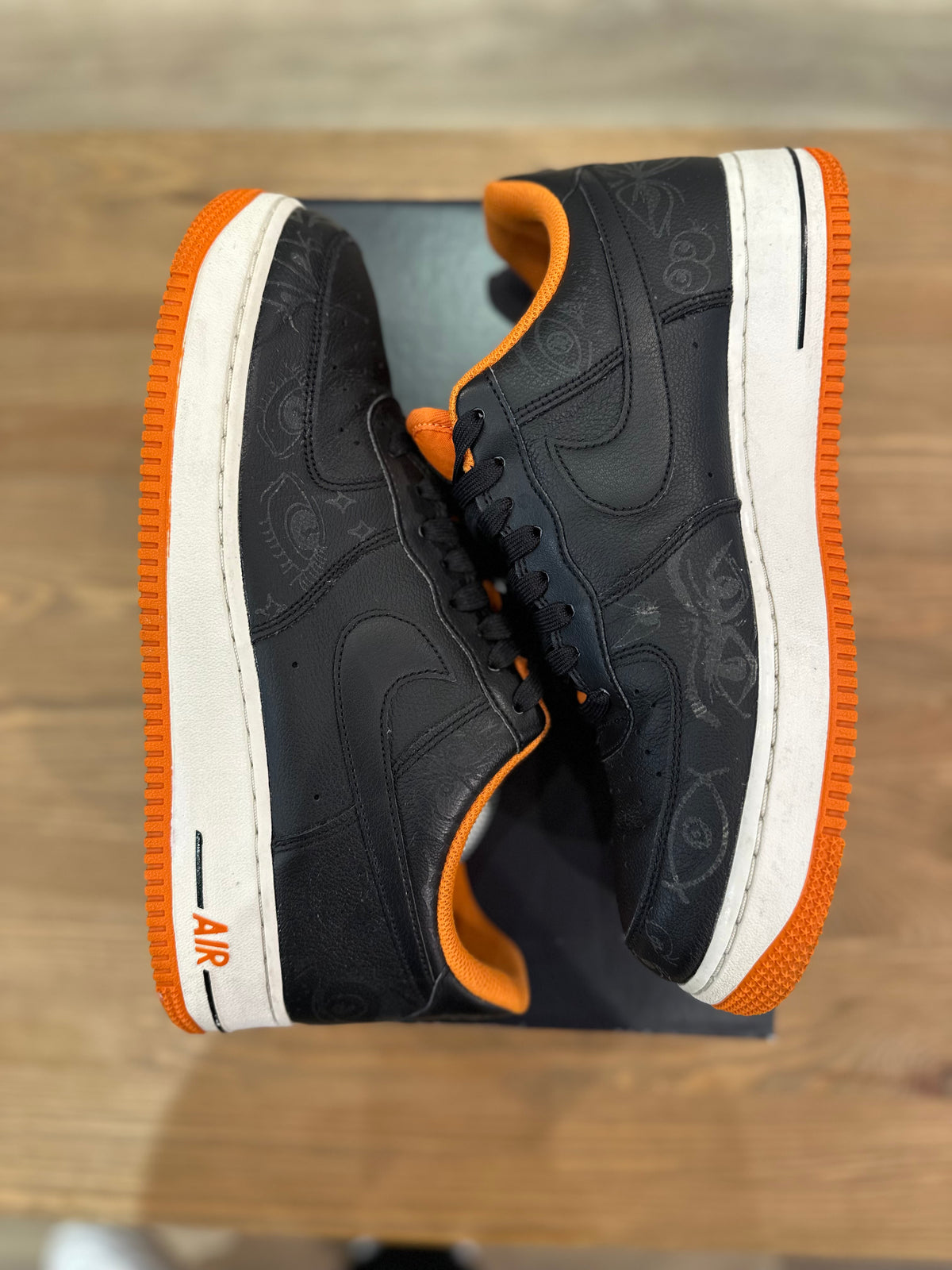 Nike air force 1 low prenium Halloween ( taille 44 )