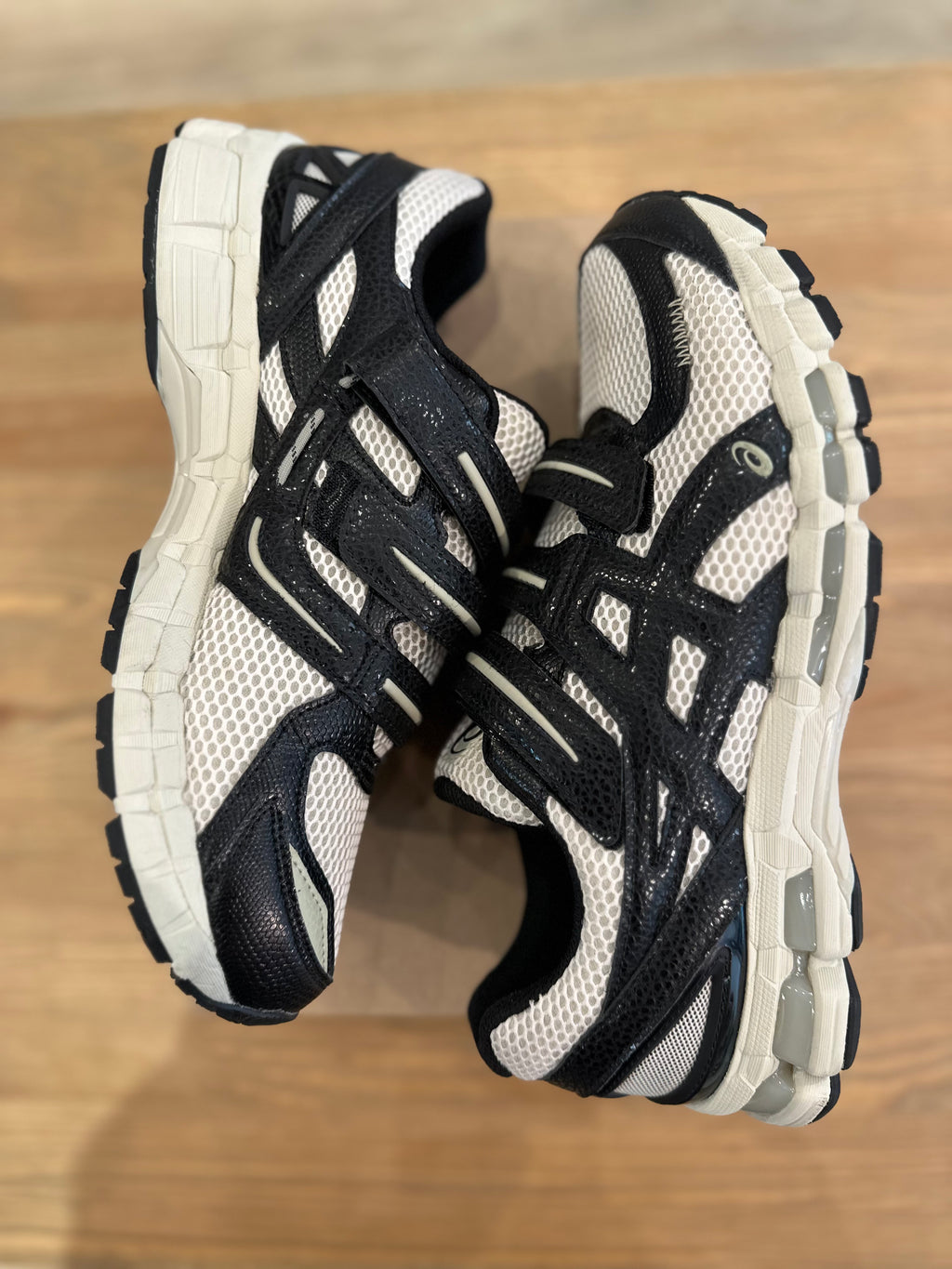 Asics gel kayano x hal studios ( taille 44 )