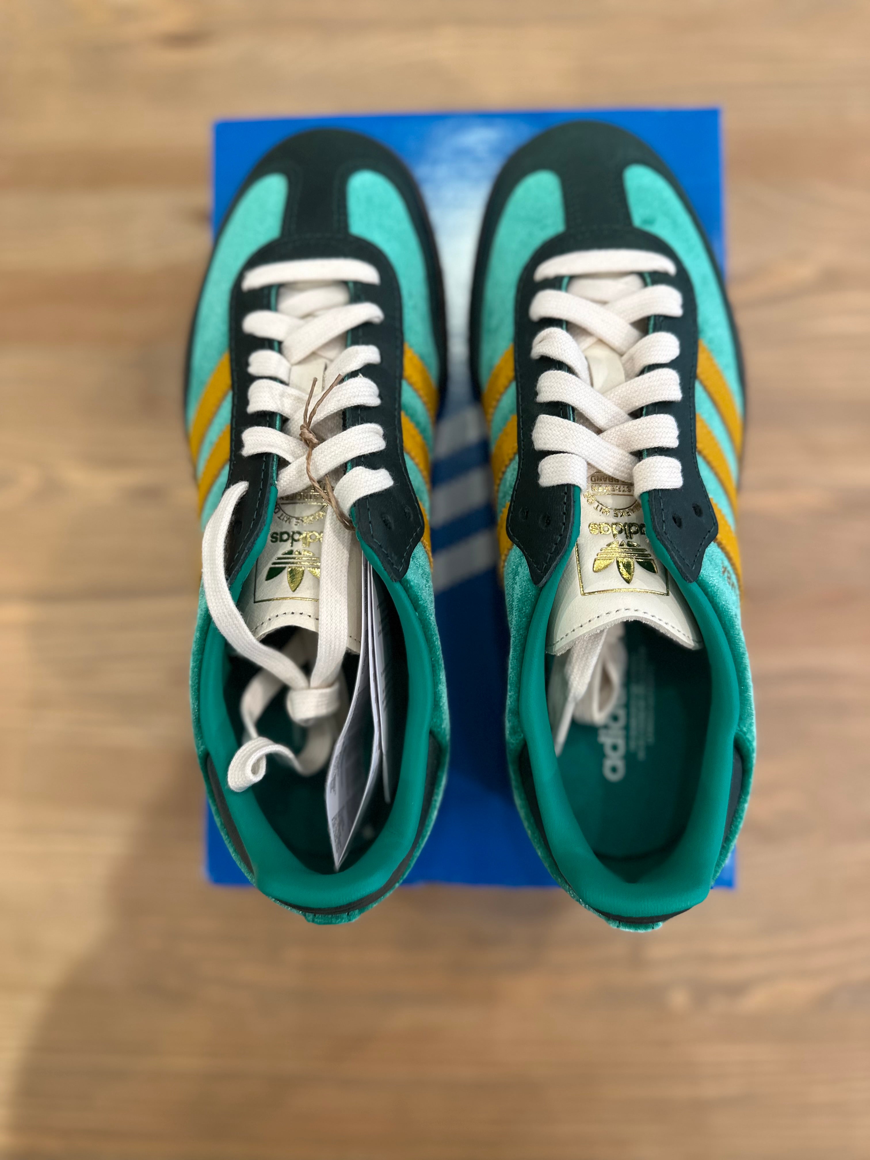 Adidas samba Og court preloved