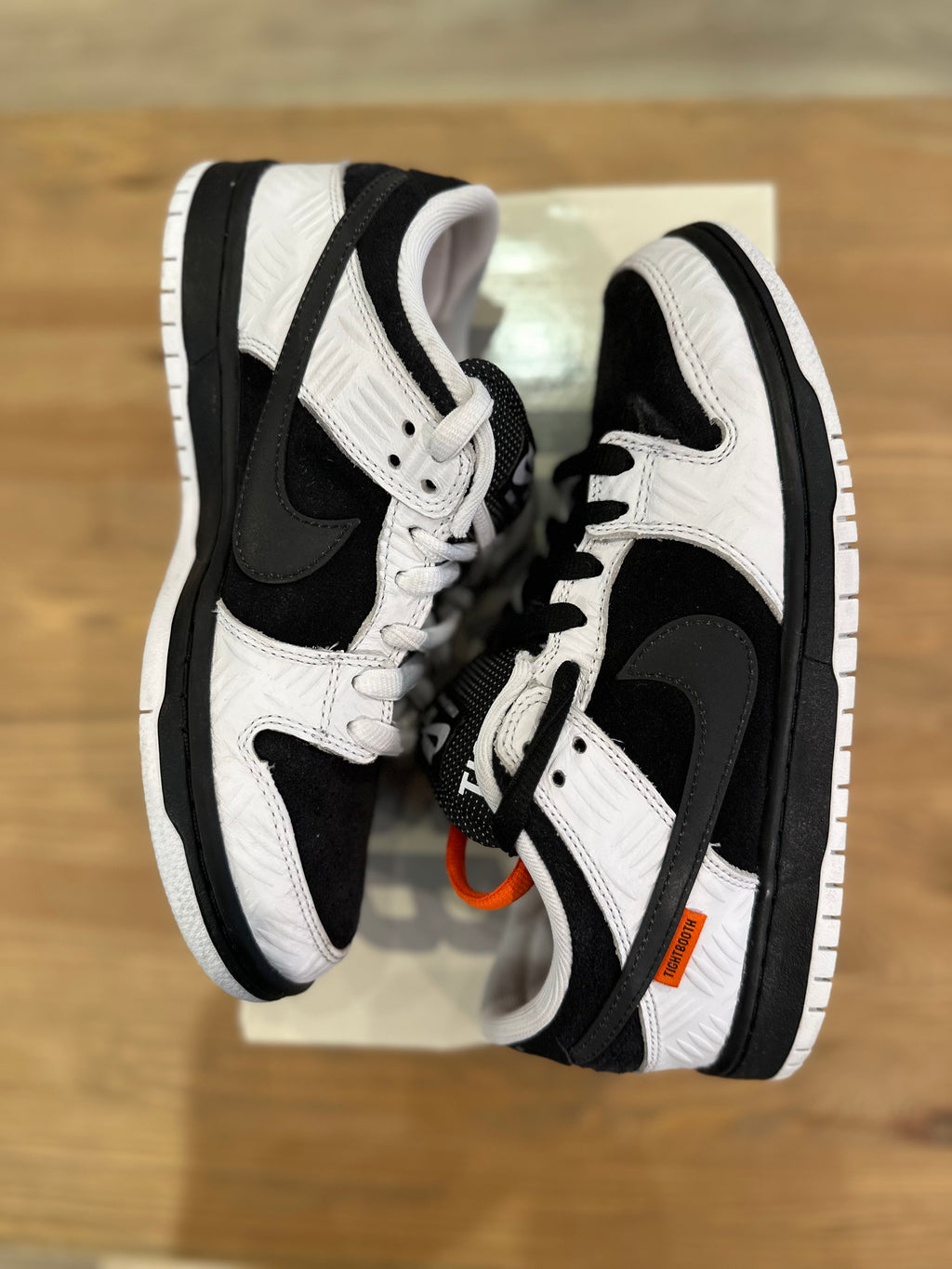 Nike sb dunk low tightbooth ( taille 40,5 )