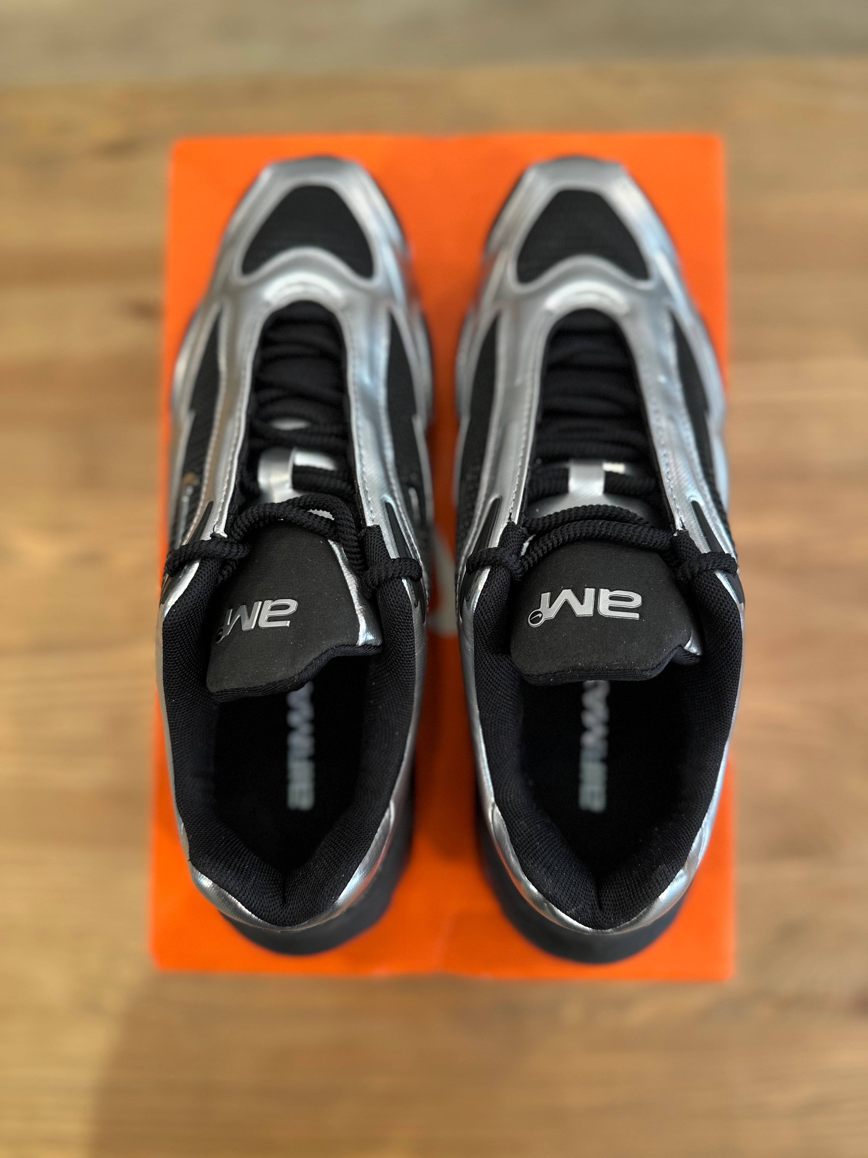 Nike air Max muse metallic Silver ( taille 39 )