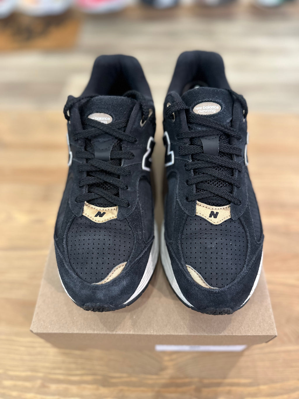 New balance 2002r foot locker 50th ( taille 41,5 )