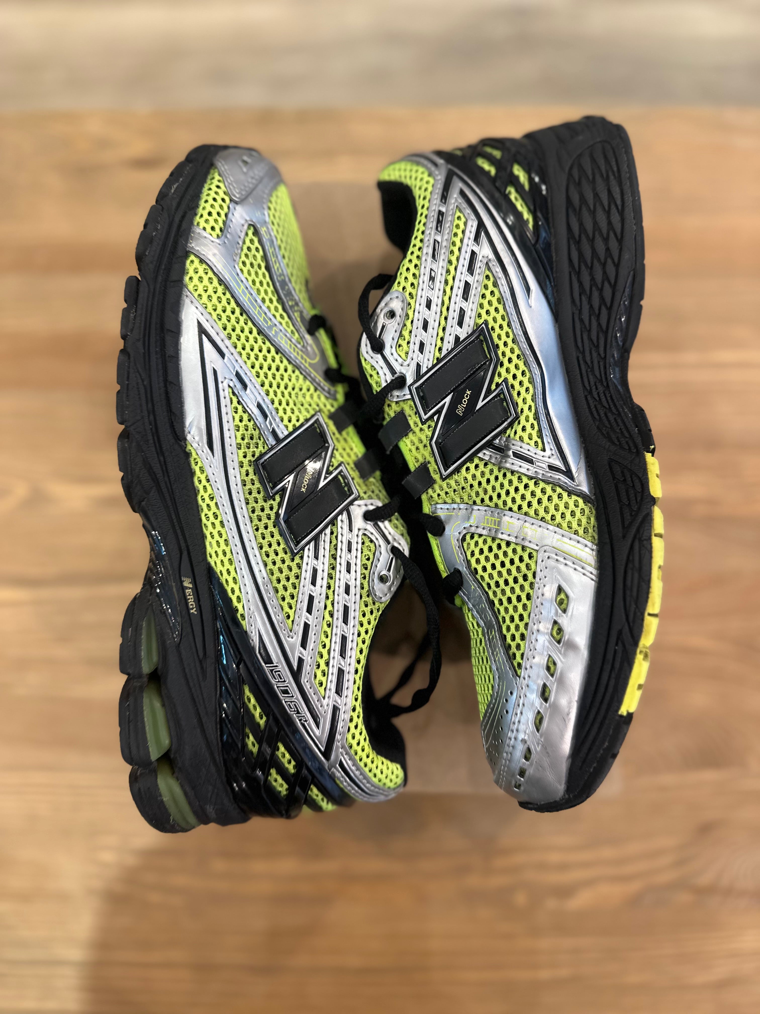 New balance 1906r volt ( taille 43 )