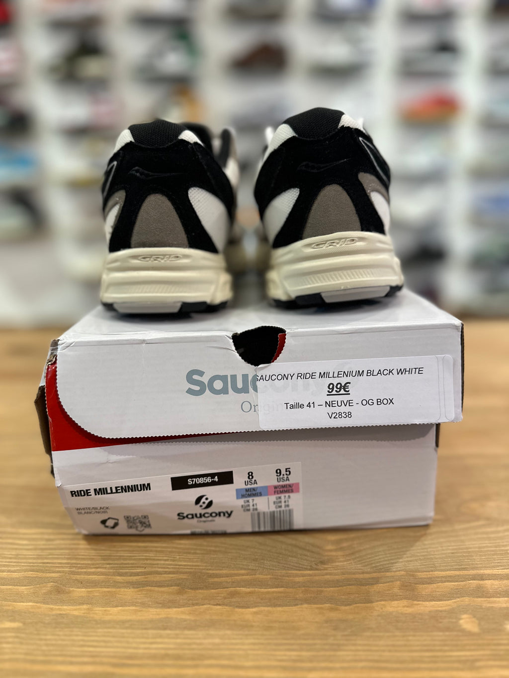 Saucony ride millenium black White ( taille 41 )