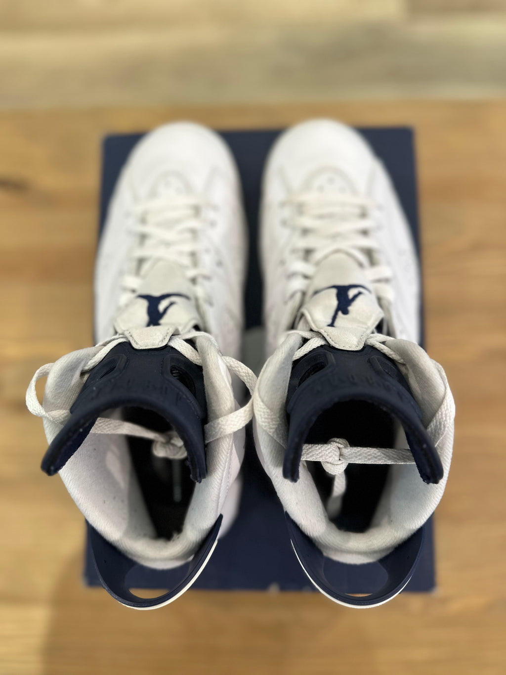 Nike Jordan 6 rétro midnight navy ( taille 44 )