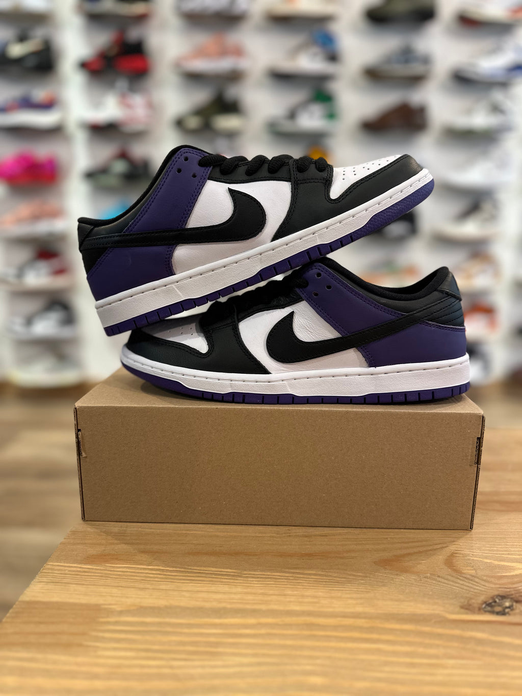 Nike sb dunk low court purple ( taille 44 )