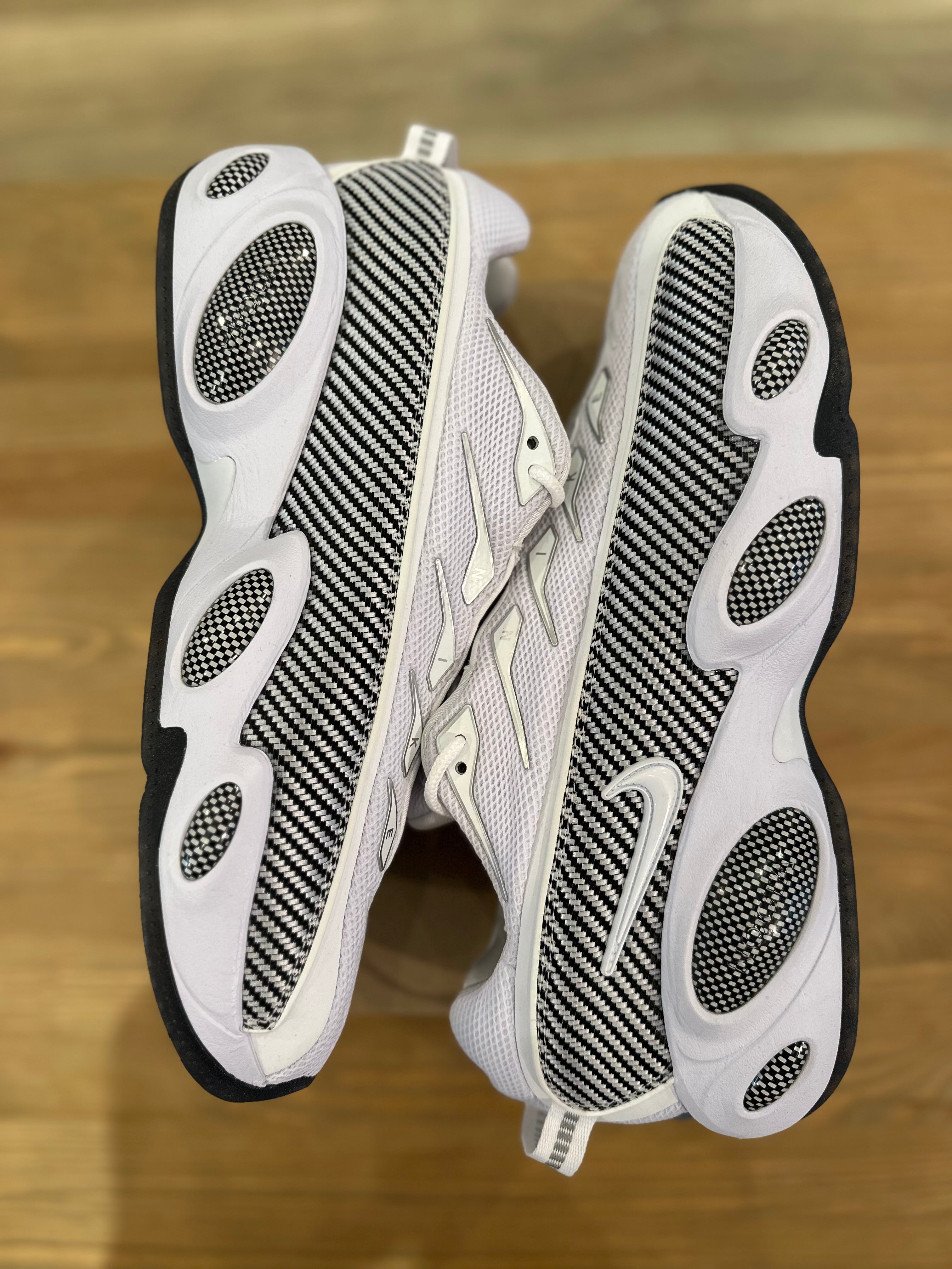 Nike nocta glide White black ( taille 48,5 )