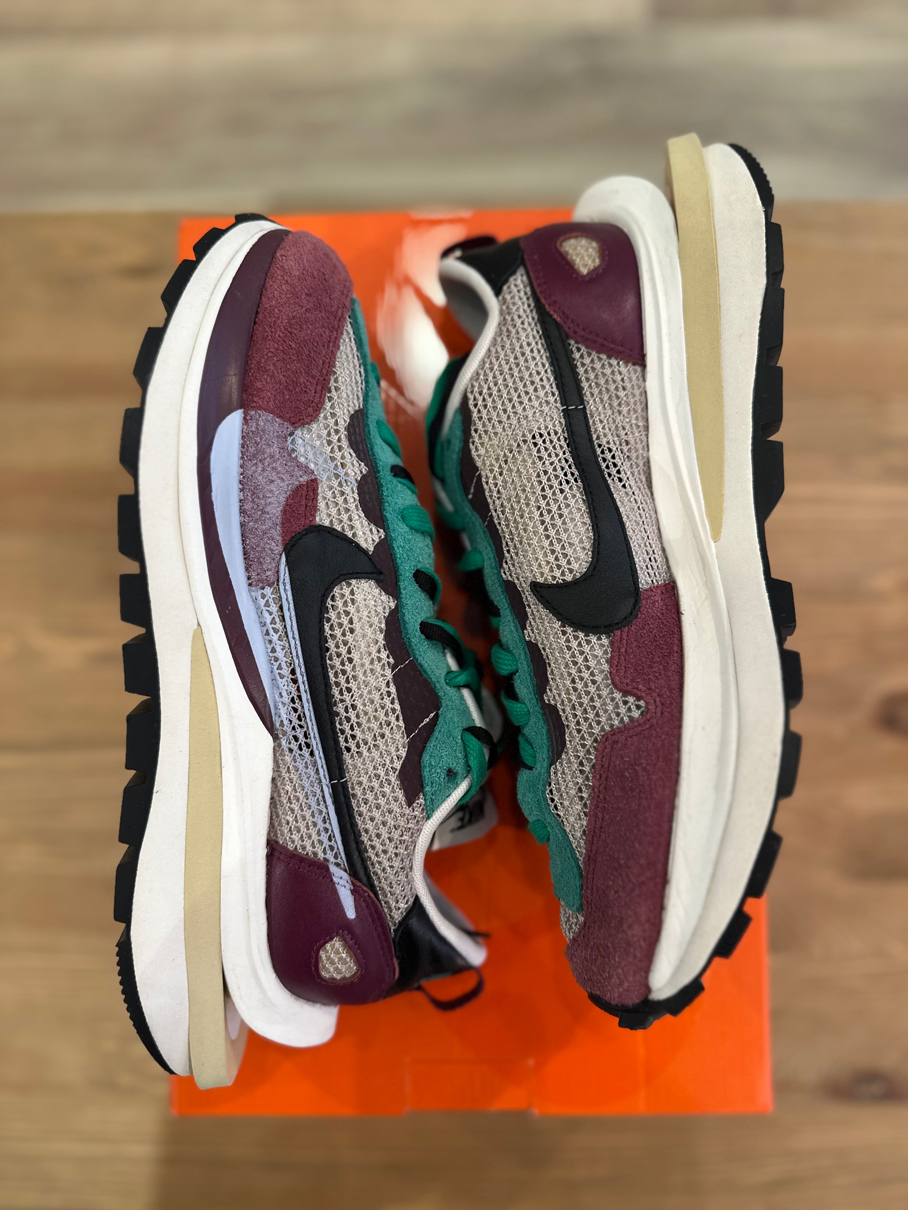 Nike vaporwaffle sacai vilain red ( taille 43 )