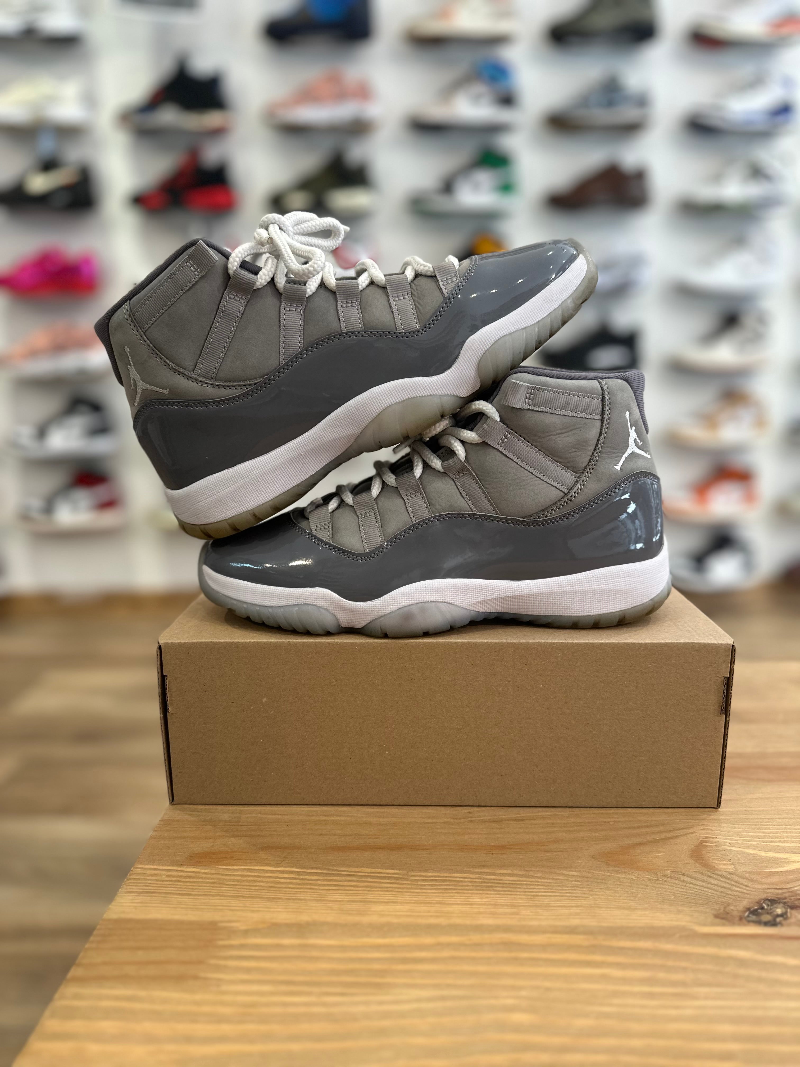 Nike Jordan 11 rétro cool grey ( taille 41 )