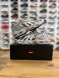 Nike air Max 96 supreme bullet ( taille 44 )