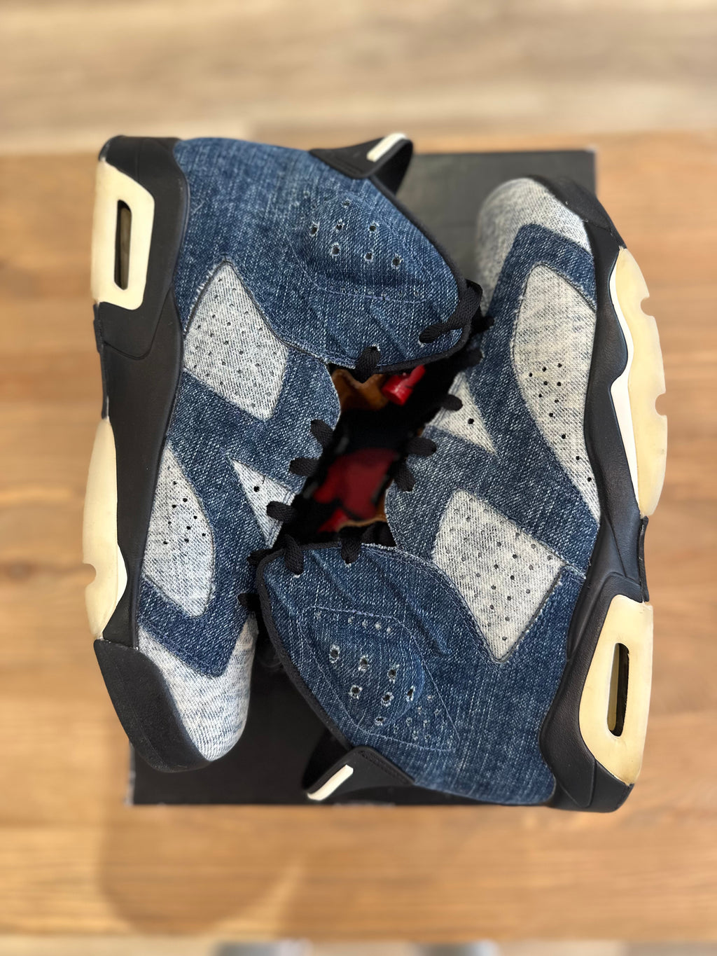 Nike Jordan 6 rétro washed denim ( taille 45 )