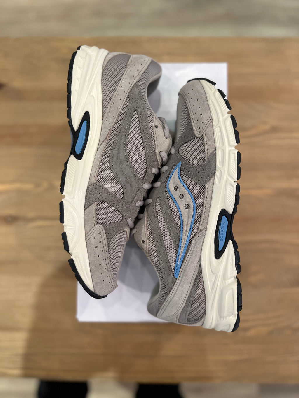 Saucony ride millenium grey ( taille 41 )