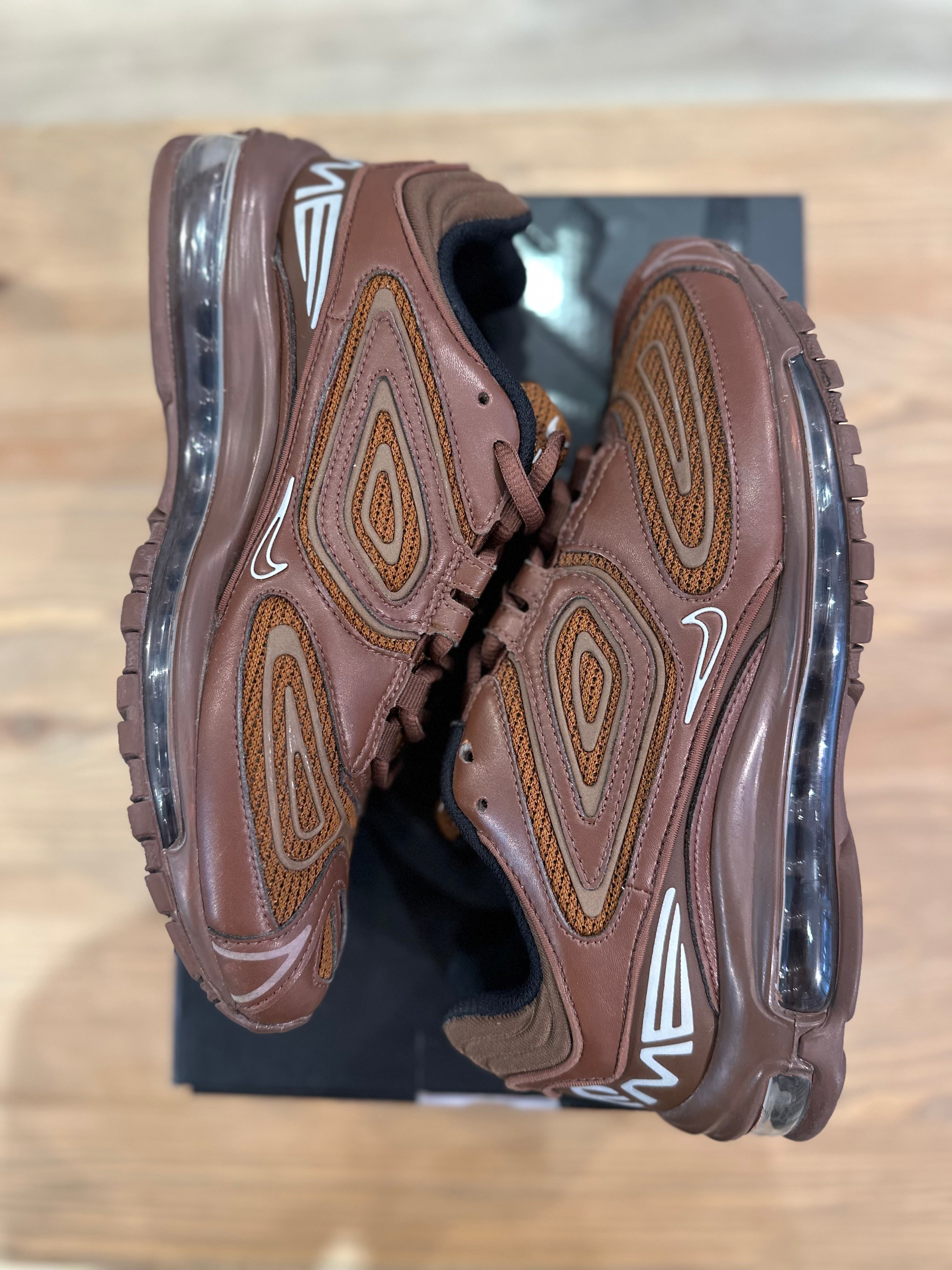 Nike air Max 98 supreme Brown ( taille 42 )