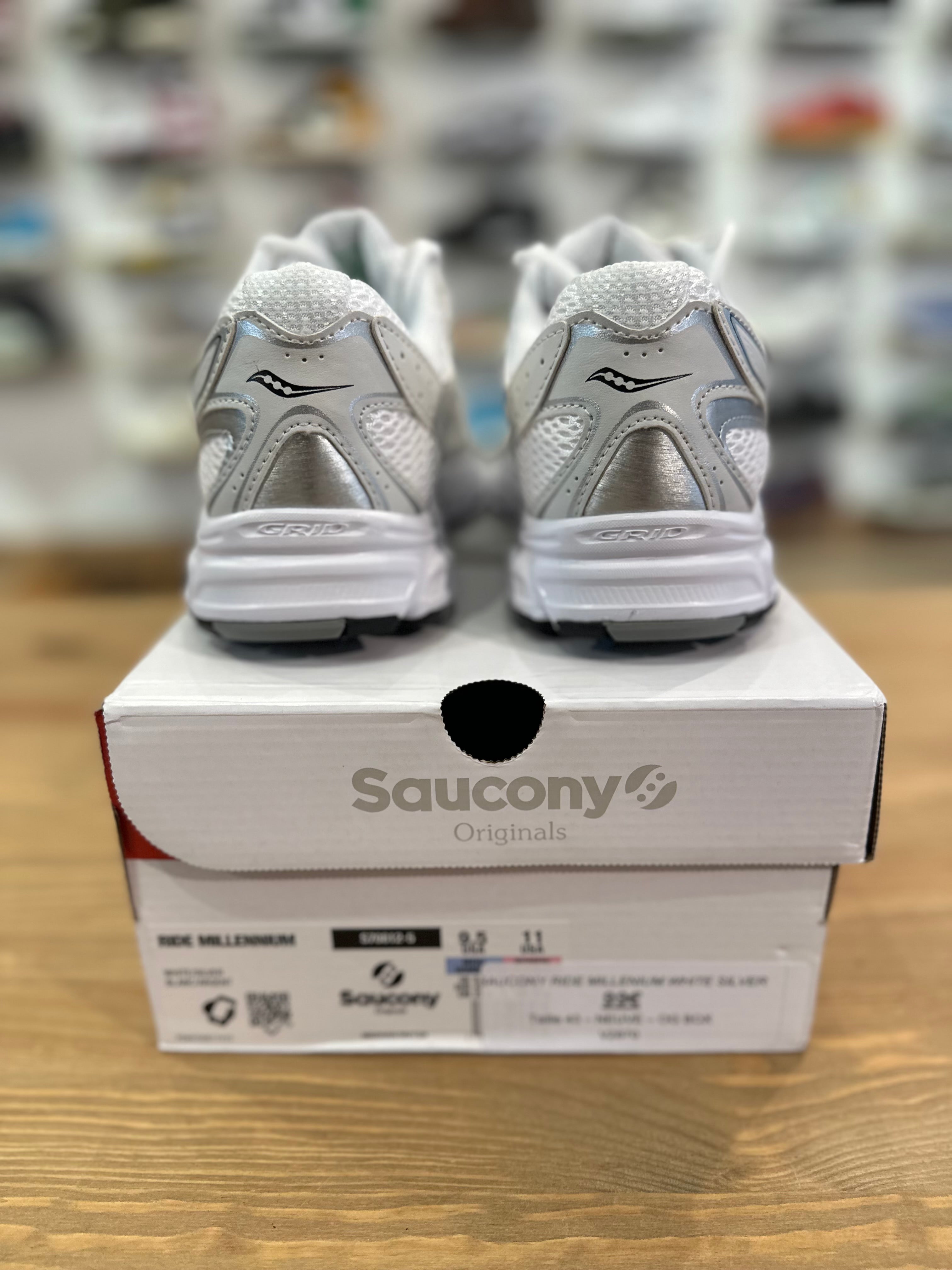 Saucony ride millenium White Silver ( taille 43 )
