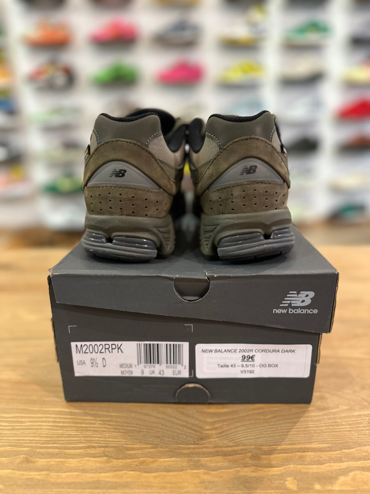 New balance 2002r cordura dark camo ( taille 43 )
