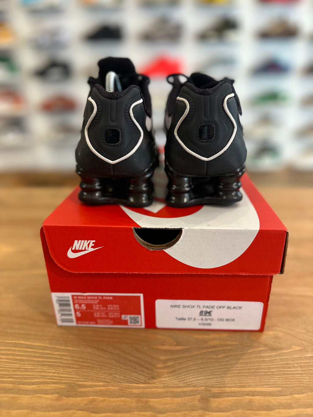 Nike shox TL fade off black ( taille 37,5 )