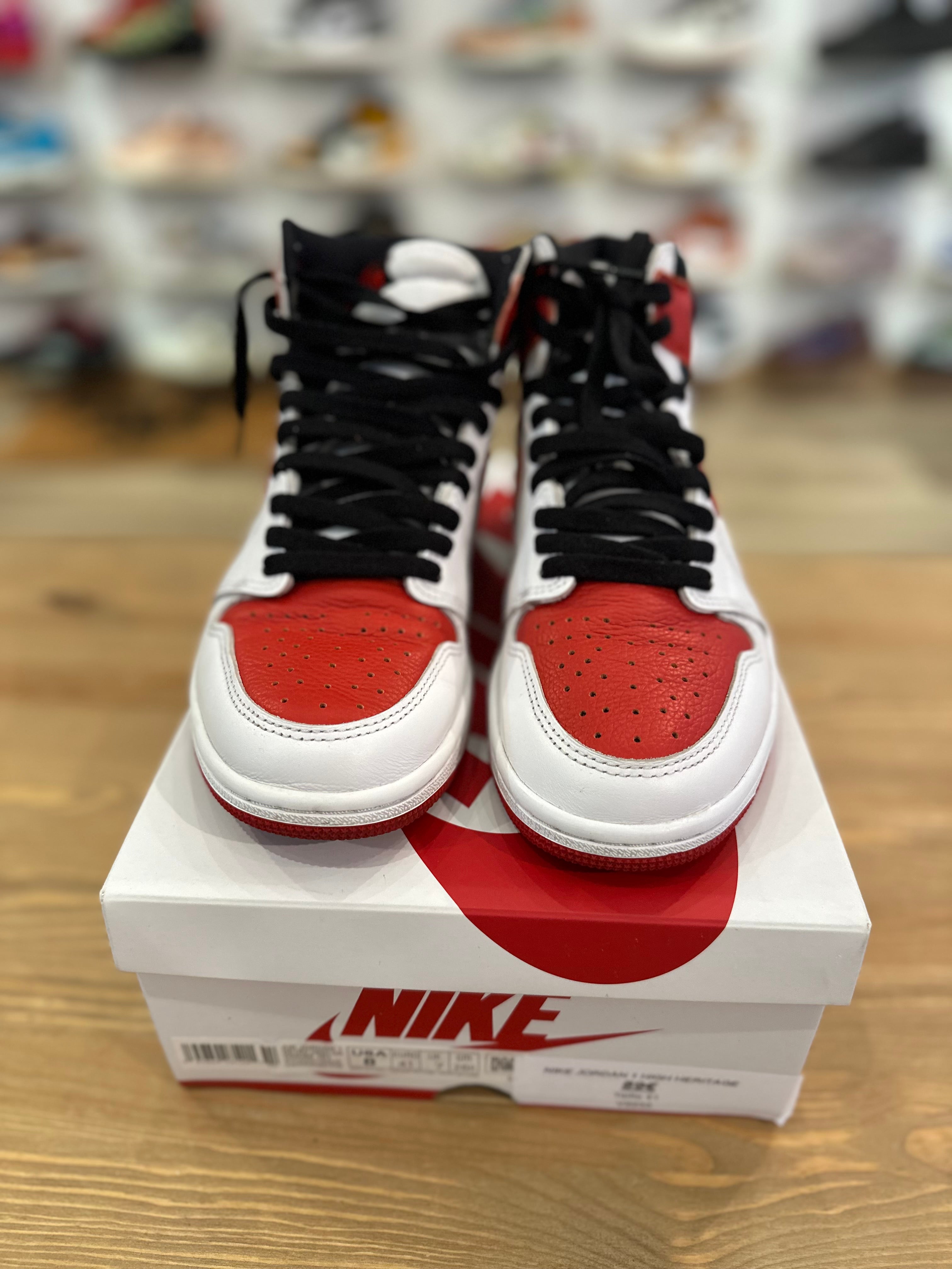Nike Jordan 1 high héritage ( taille 41 )