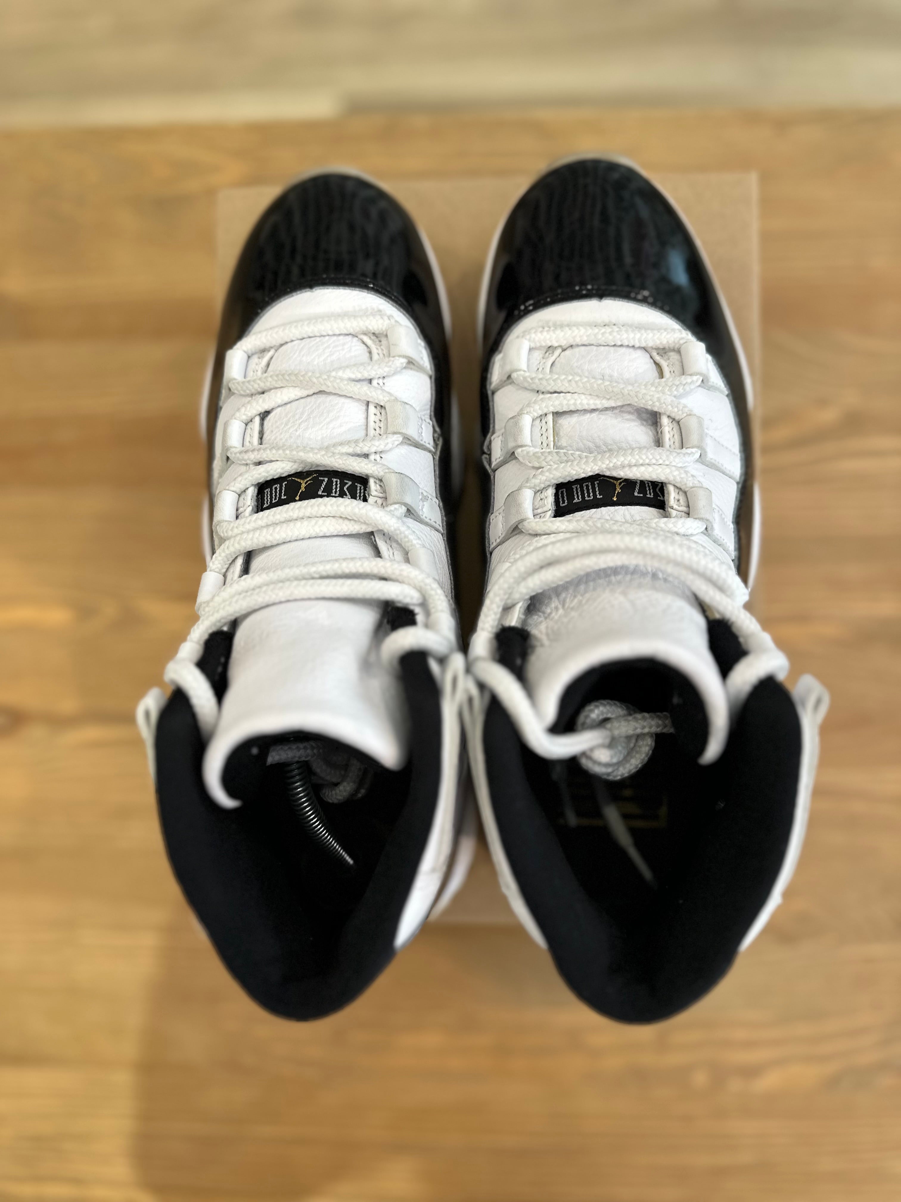 Nike Jordan 11 rétro gratitude ( taille 42,5 )