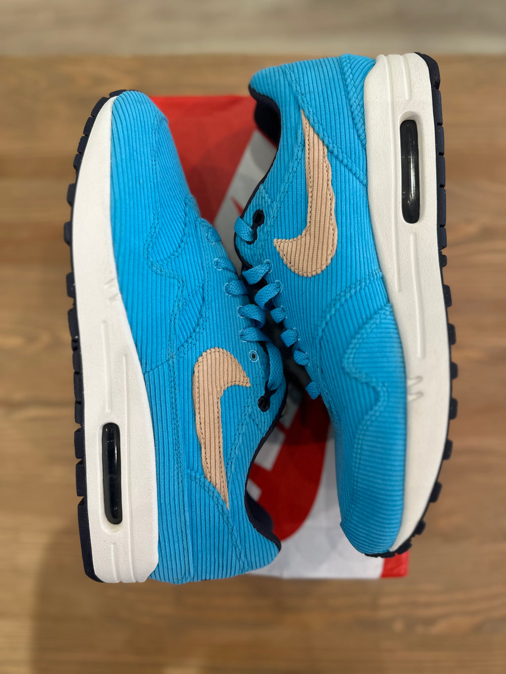Nike air Max 1 corduroy baltic blue ( taille 42 )