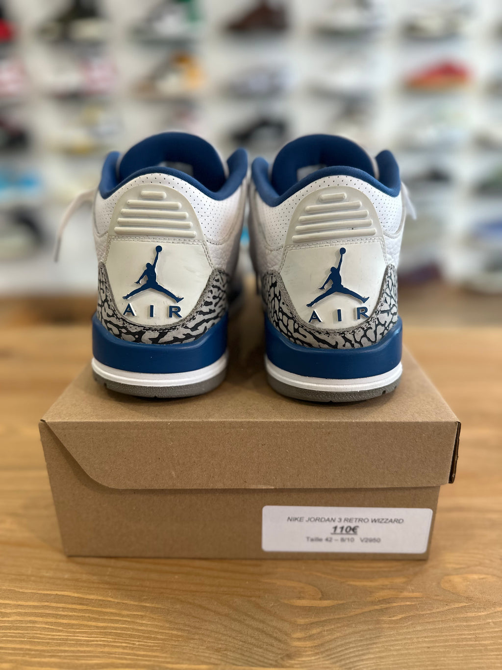 Nike Jordan 3 rétro wizzard ( taille 42 )