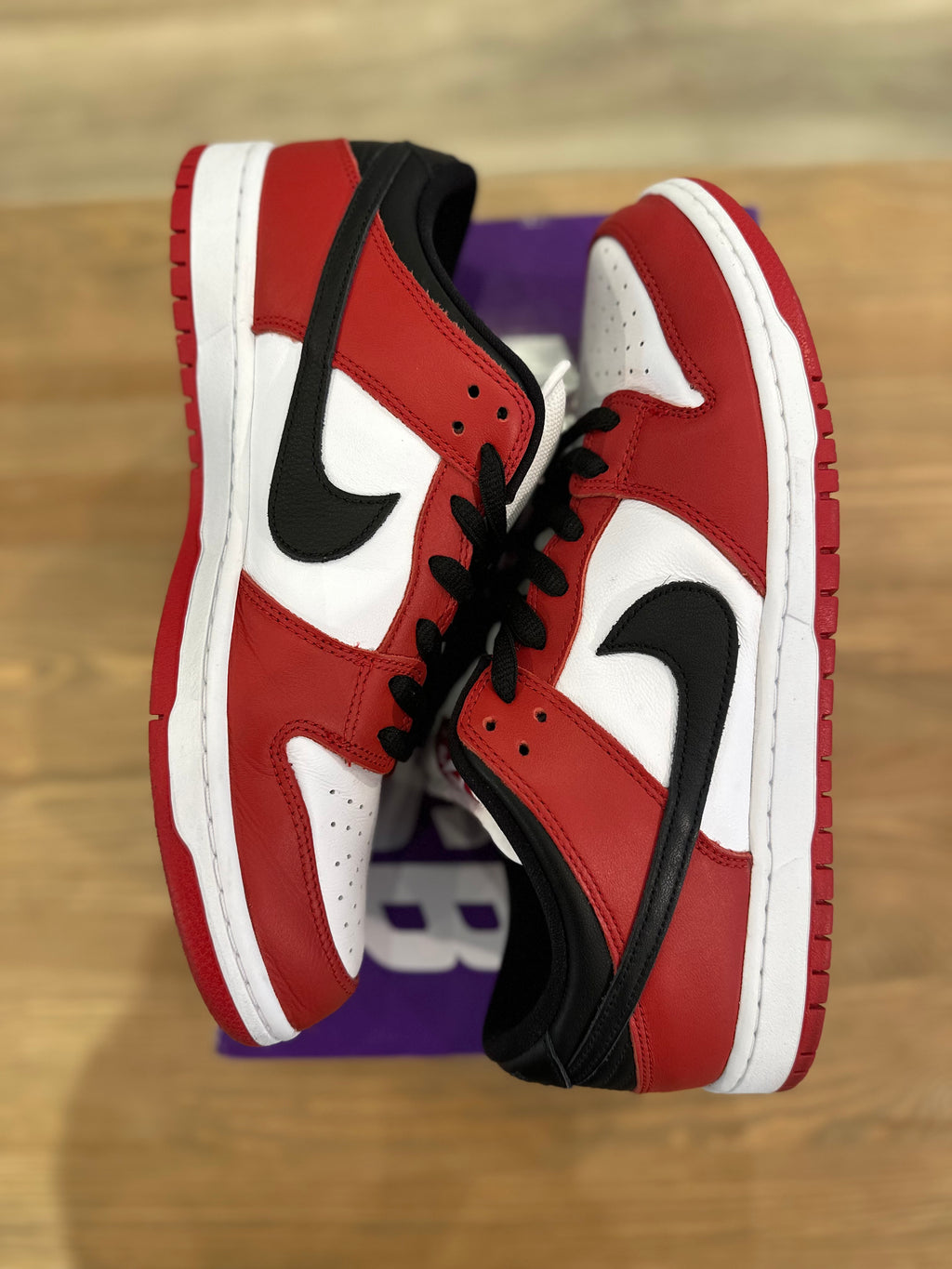 Nike sb dunk low pro Chicago ( taille 45,5 )