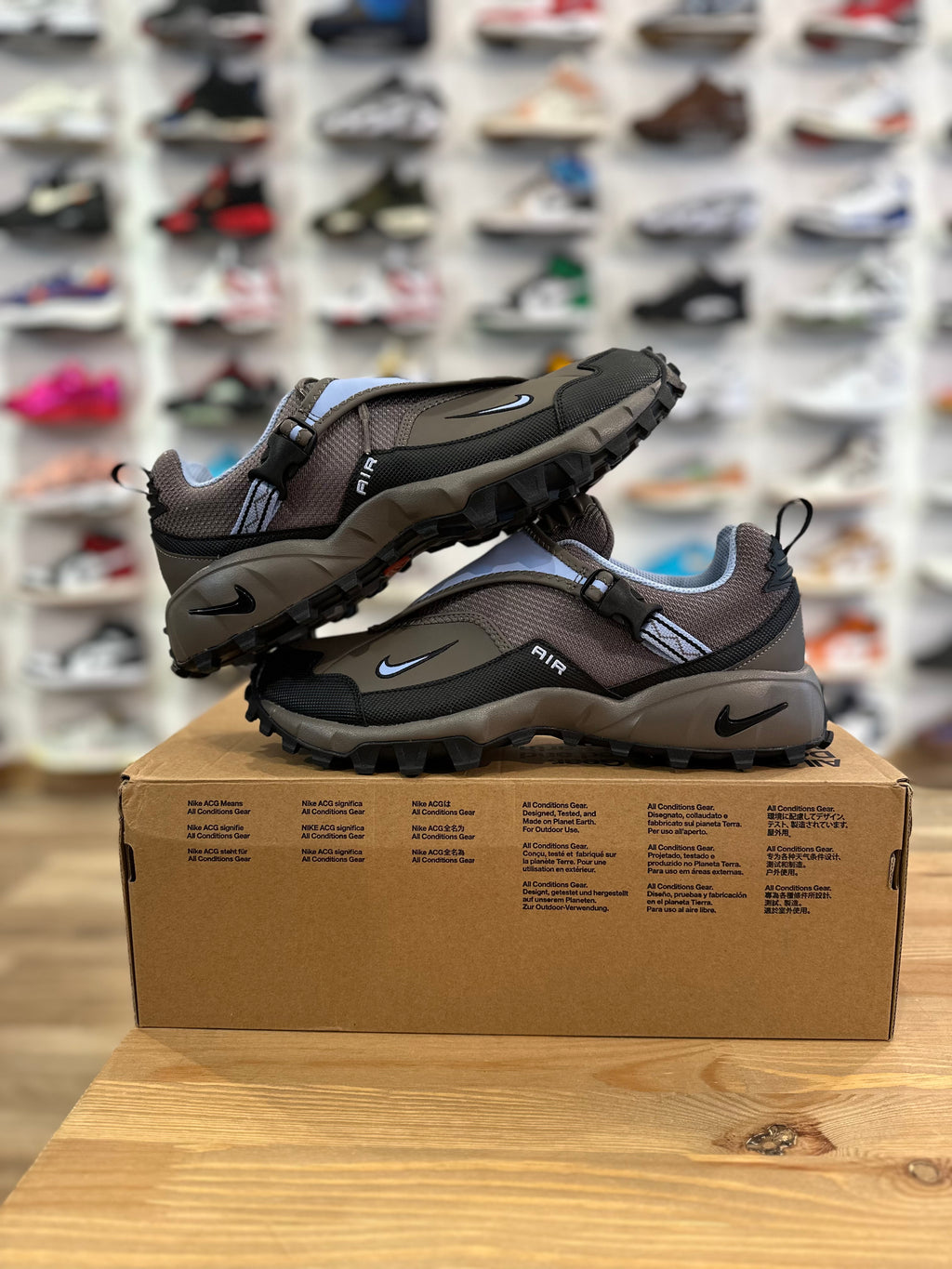 Nike acg air phassad cave stone ( taille 44,5 )