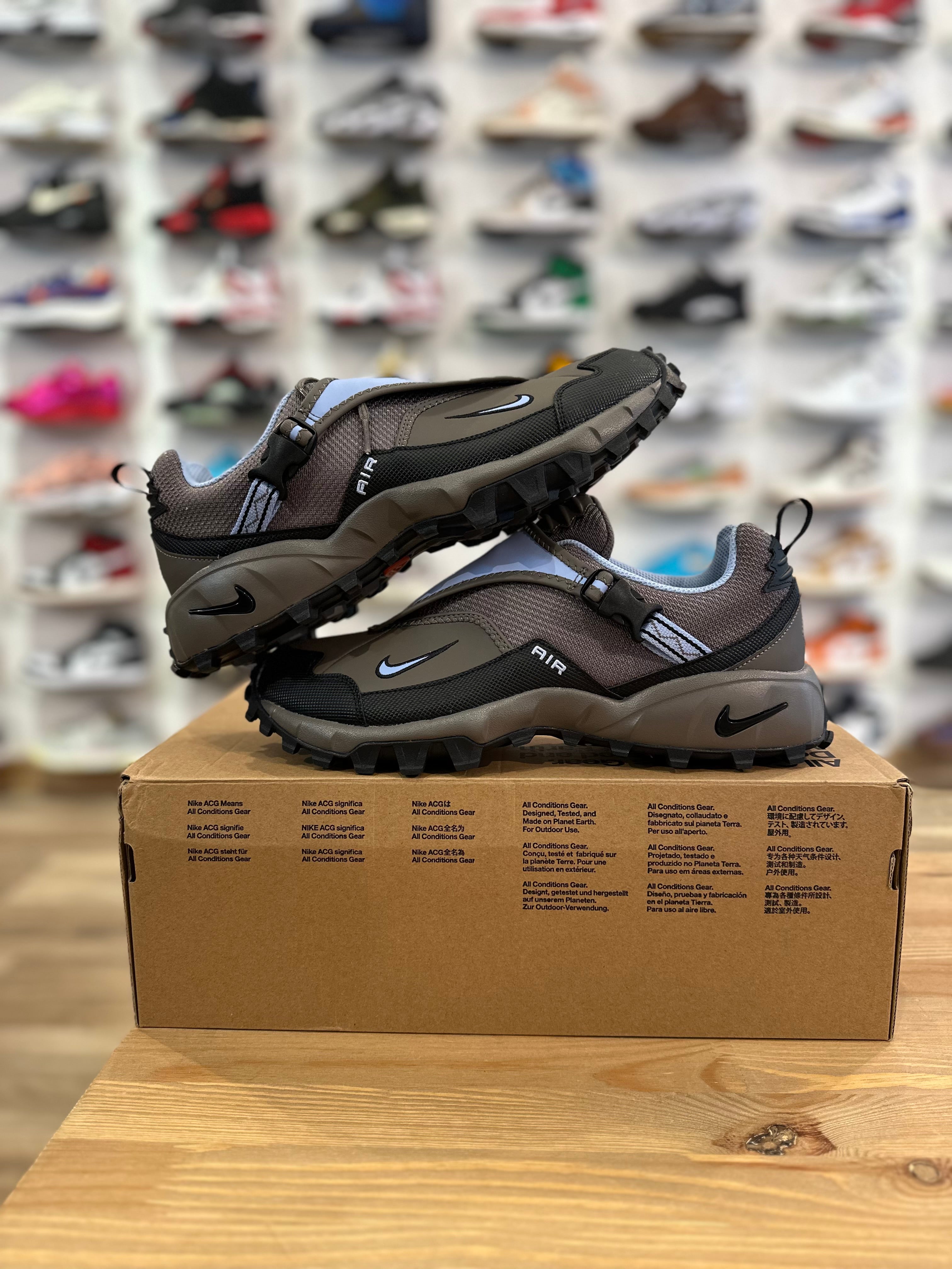 Nike acg air phassad cave stone ( taille 44,5 )