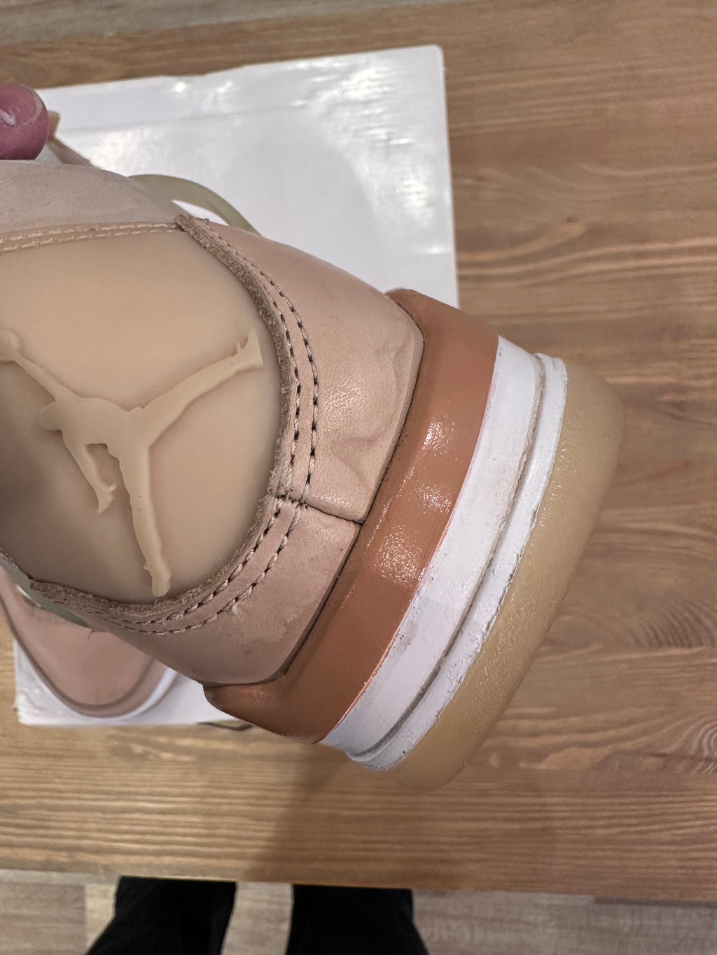 Nike Jordan 4 rétro shimmer ( taille 40 )