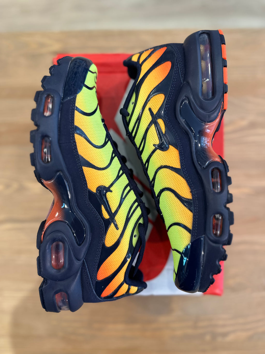 Nike air Max plus lemon venom ( taille 38,5 )