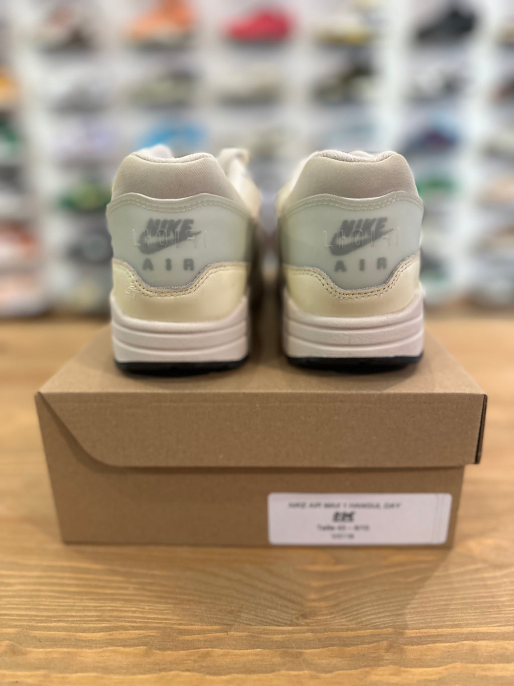 Nike air Max 1 hangul day ( taille 43 )