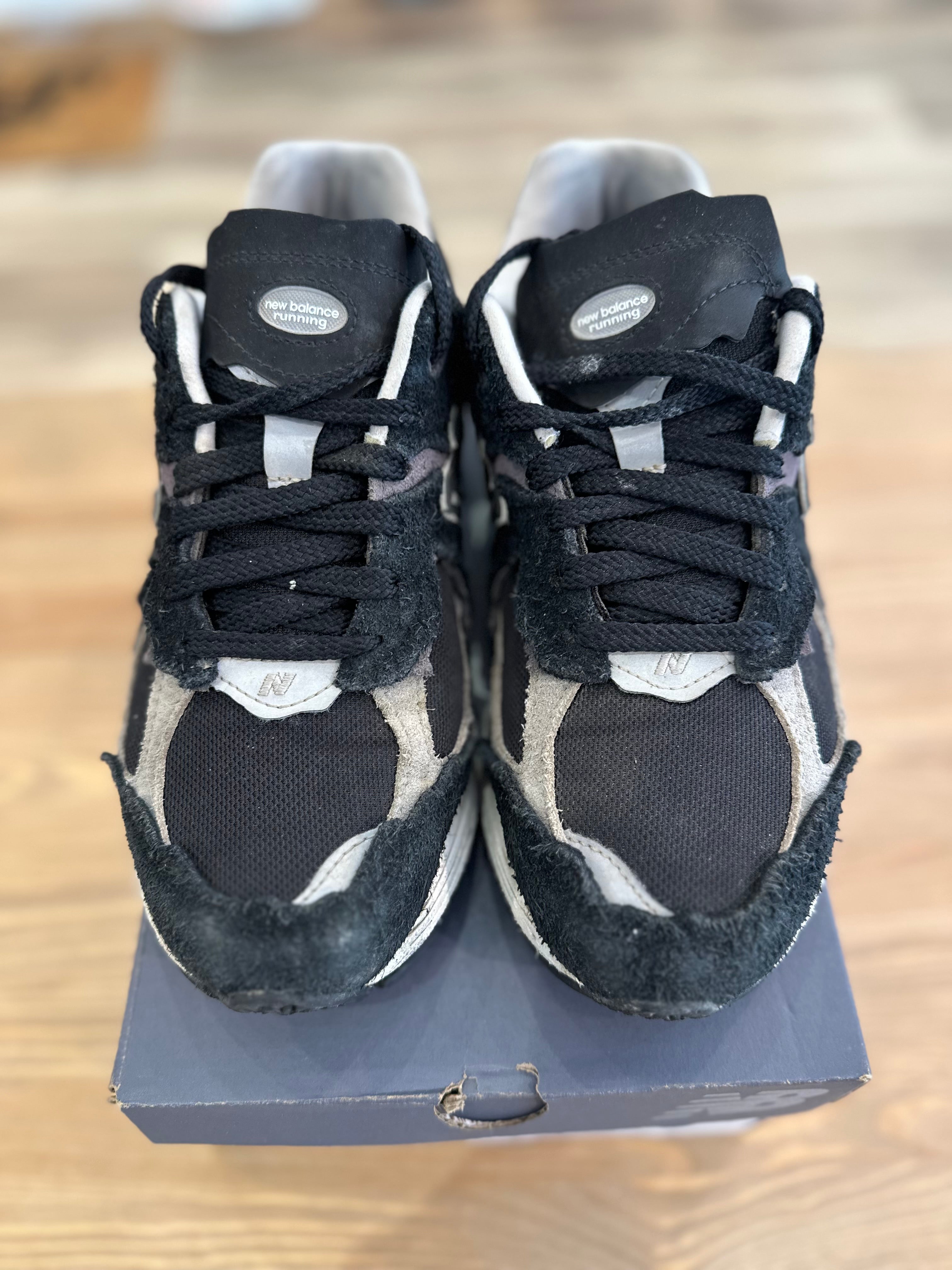 New balance 2002r protection pack black grey ( taille 40 )