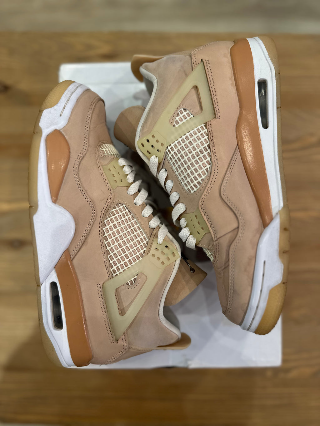 Nike Jordan 4 rétro shimmer ( taille 40 )
