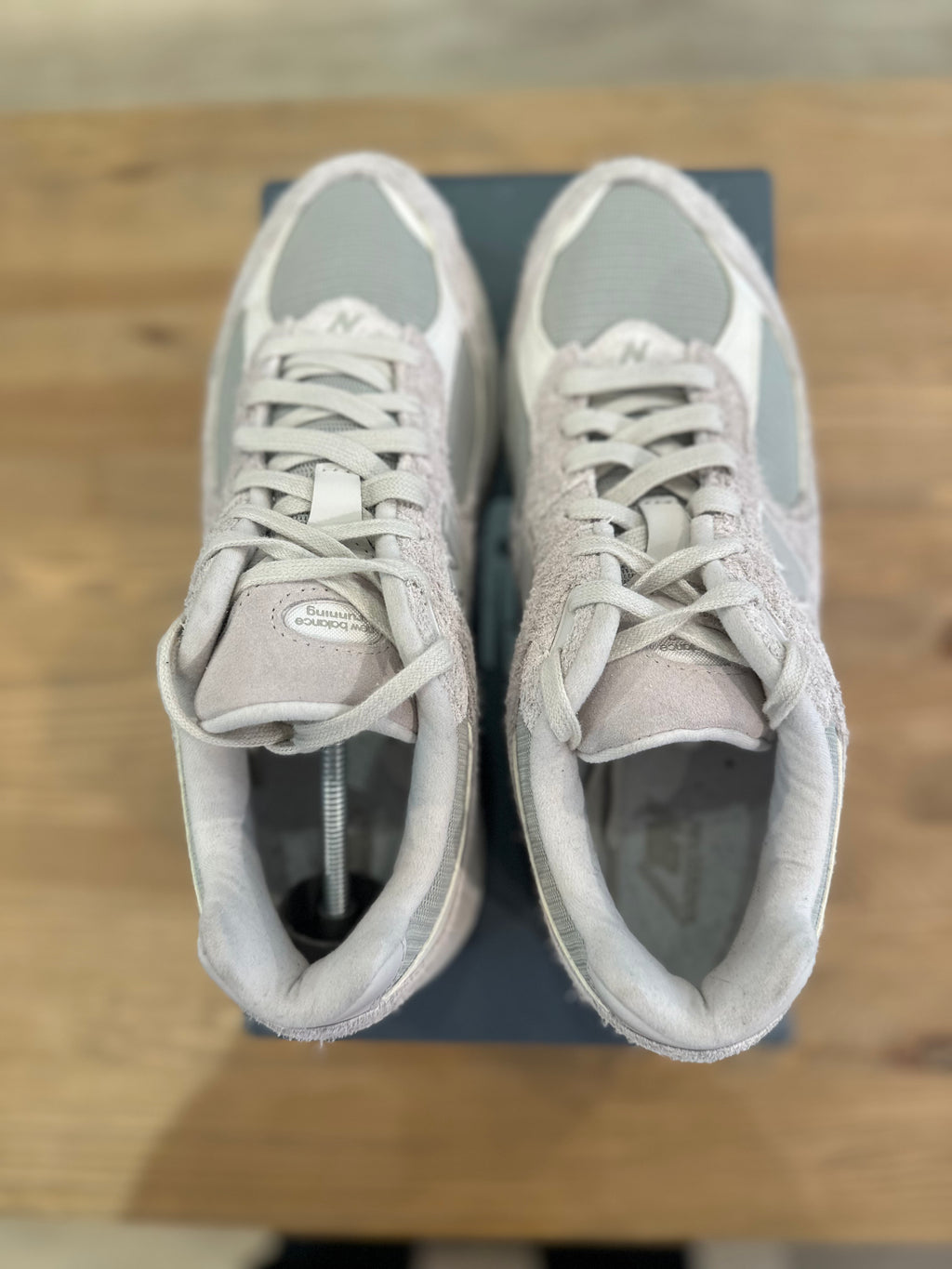 New balance 2002r khaki grey ( taille 43 )