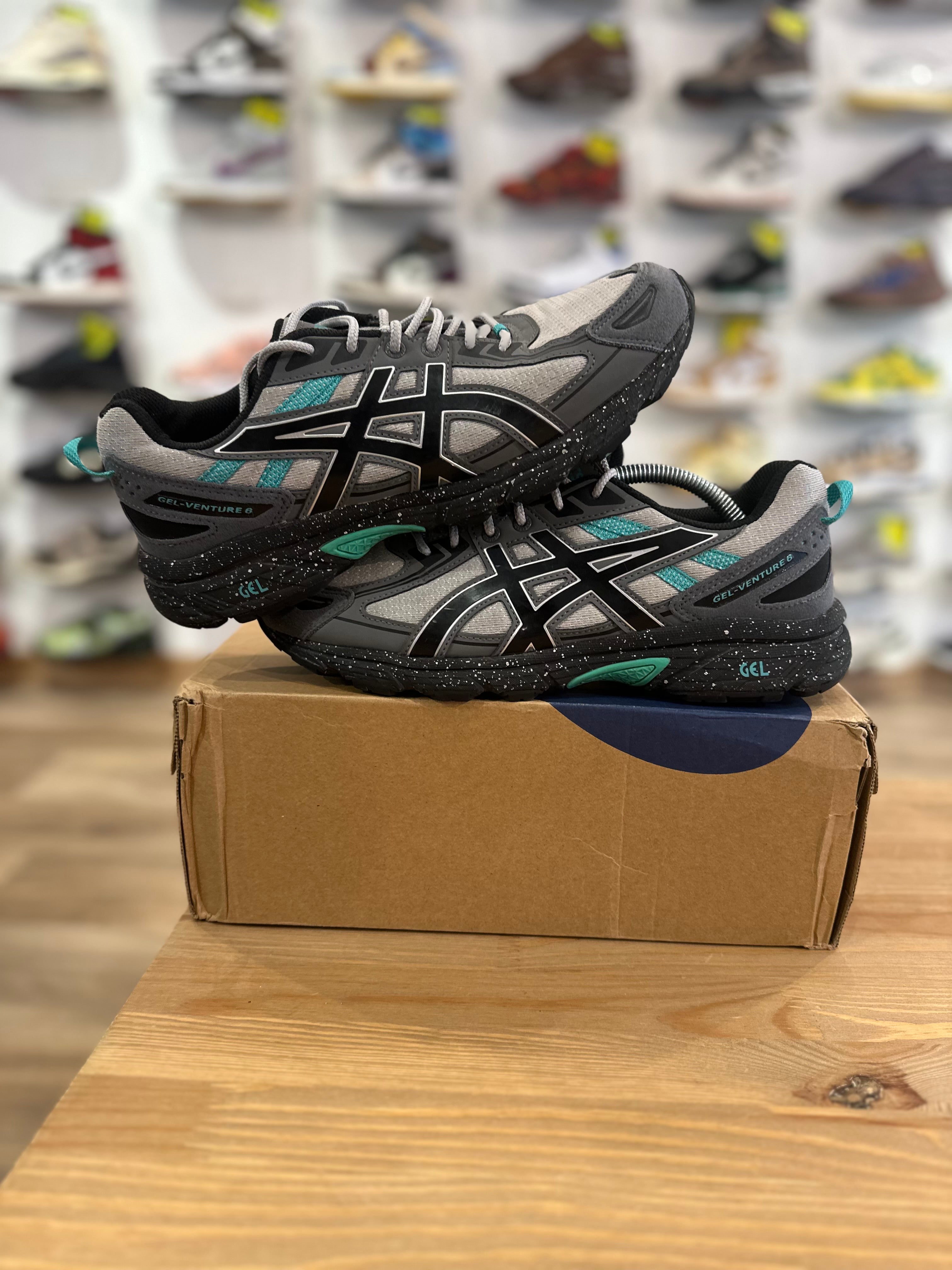 Asics gel venture 6 grey ( taille 42,5 )