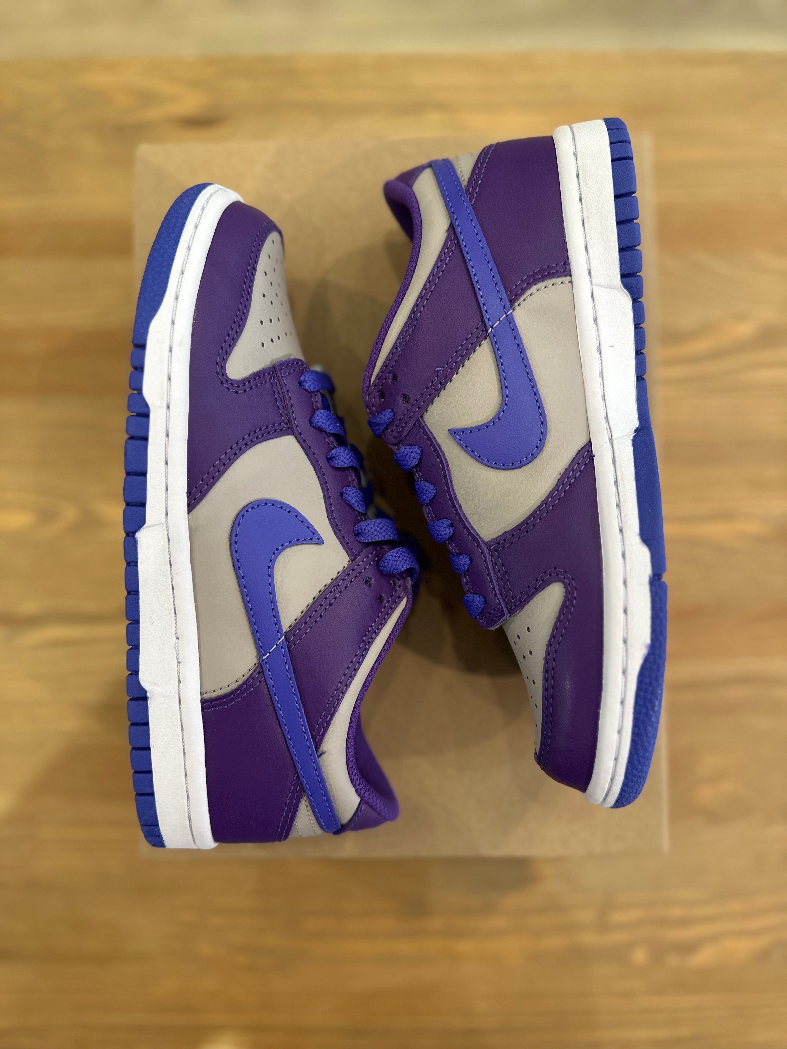 Nike dunk low Wild grape ( taille 36,5 )