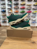 Nike Jordan 3 rétro Nina Chanel ( taille 38,5 )