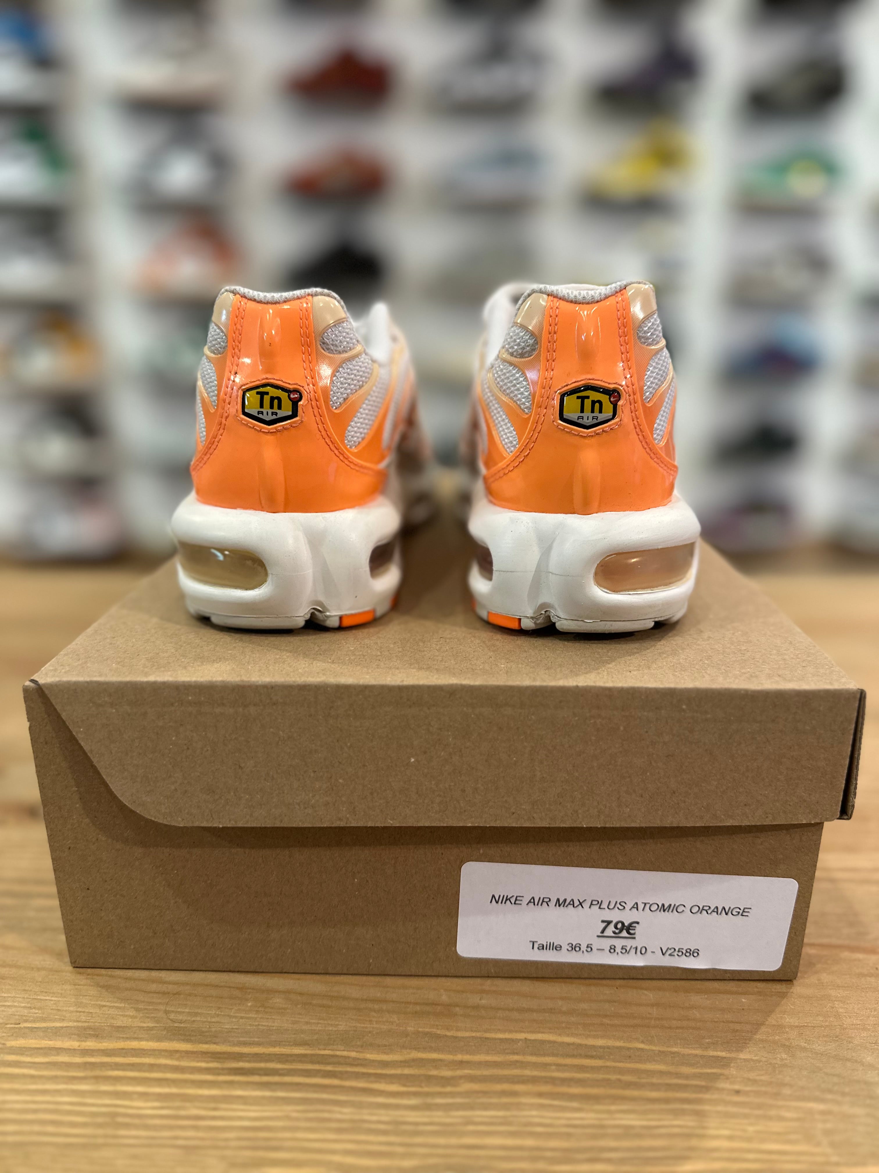 Nike air Max plus atomic orange