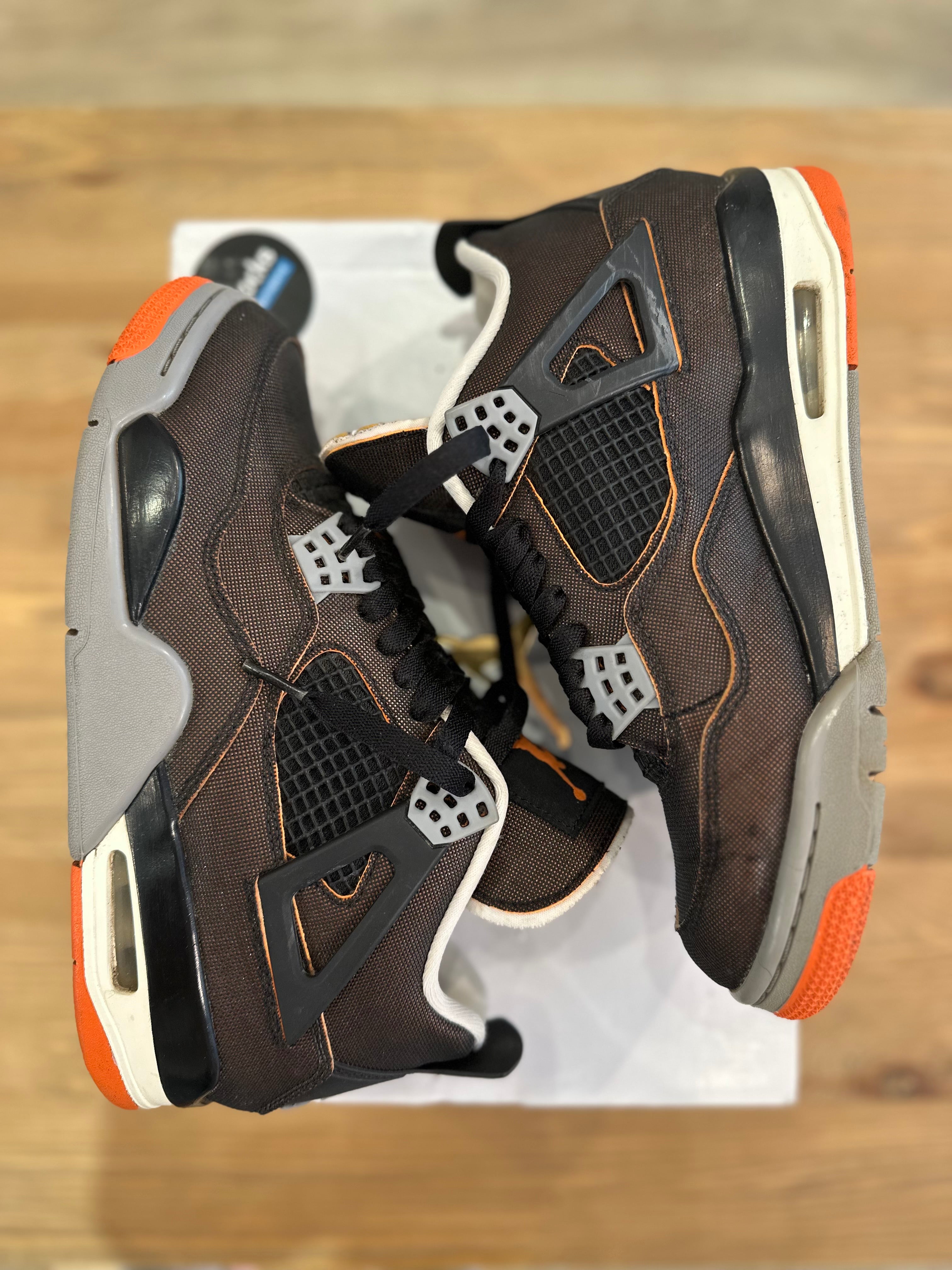 Nike Jordan 4 rétro starfish ( taille 40 )