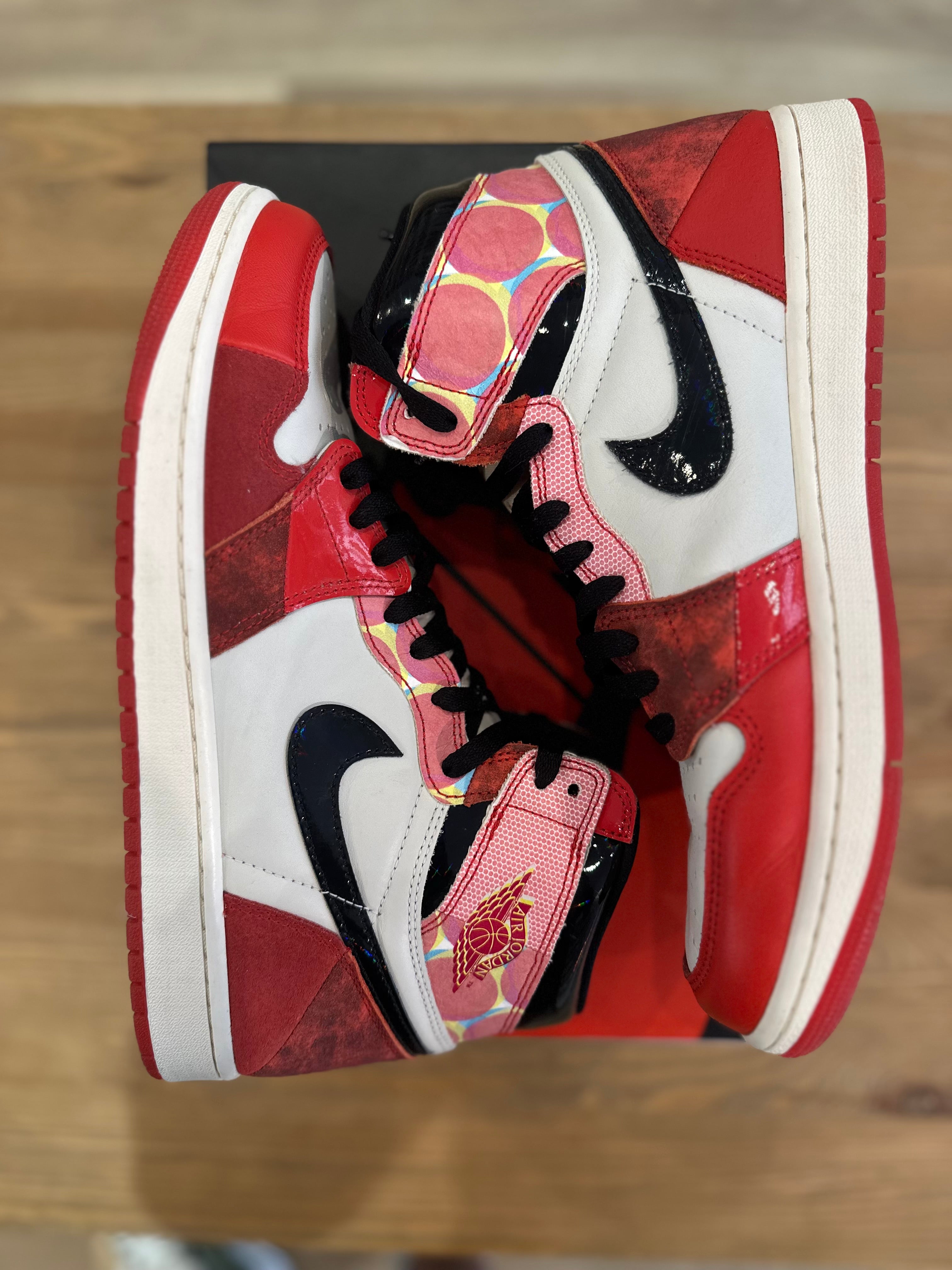 Nike Jordan 1 high spider man across ( taille 44,5 )