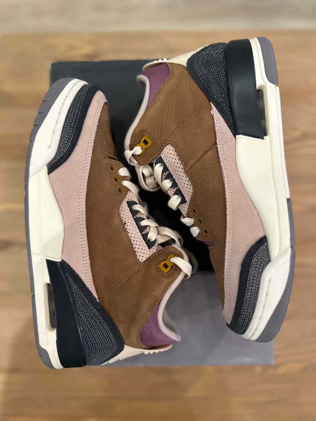 Nike Jordan 3 rétro winterized ( taille 40 )