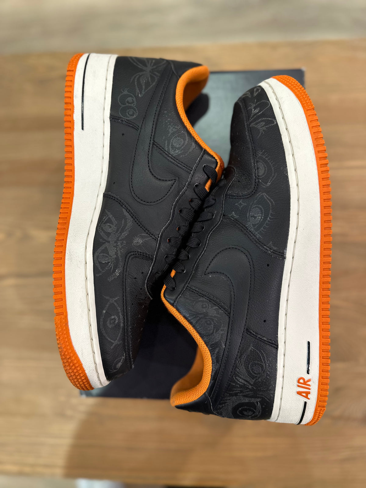 Nike air force 1 low prenium Halloween ( taille 44 )