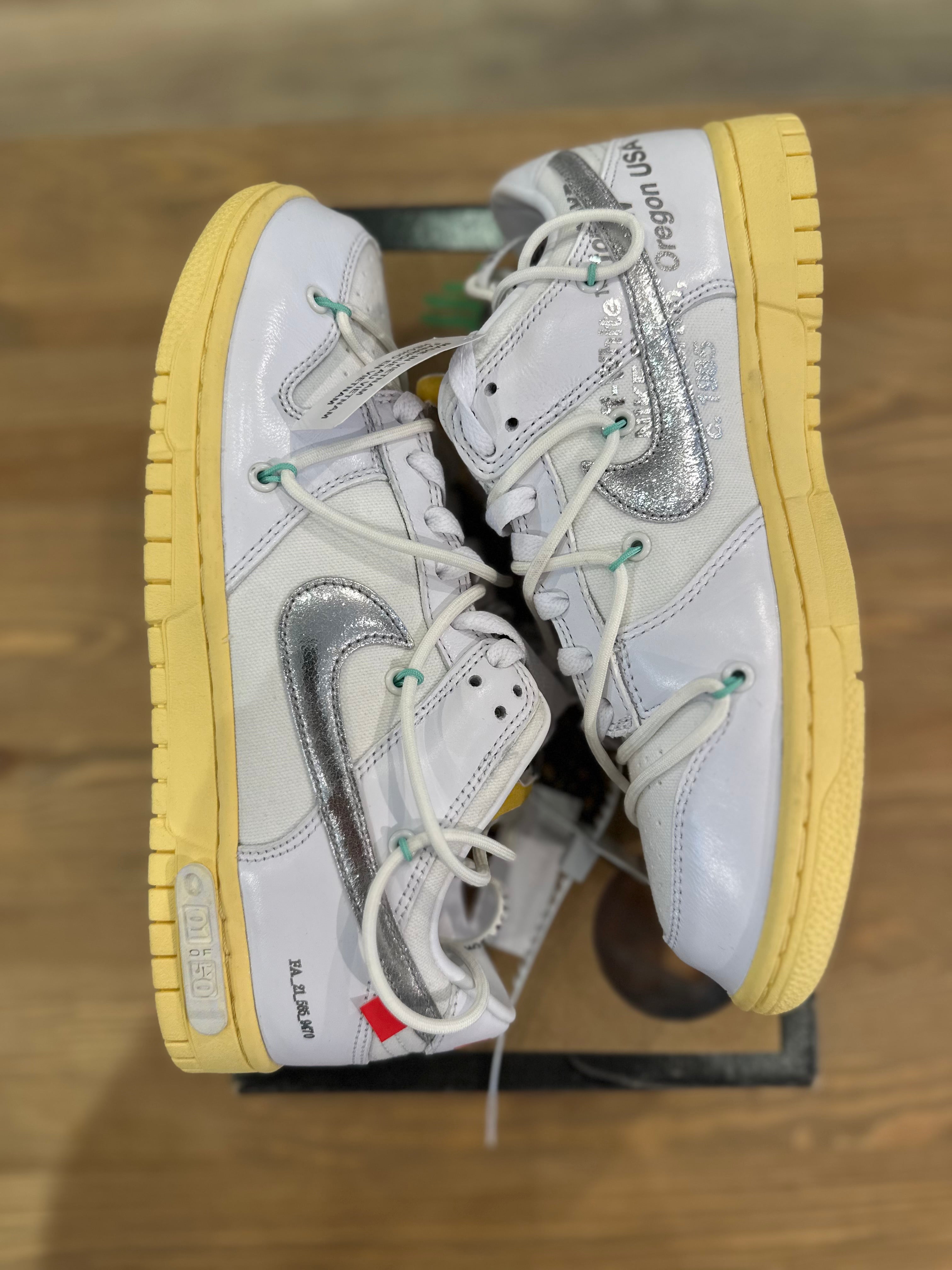 Nike dunk low off White lot 1 White Silver ( taille 41 )