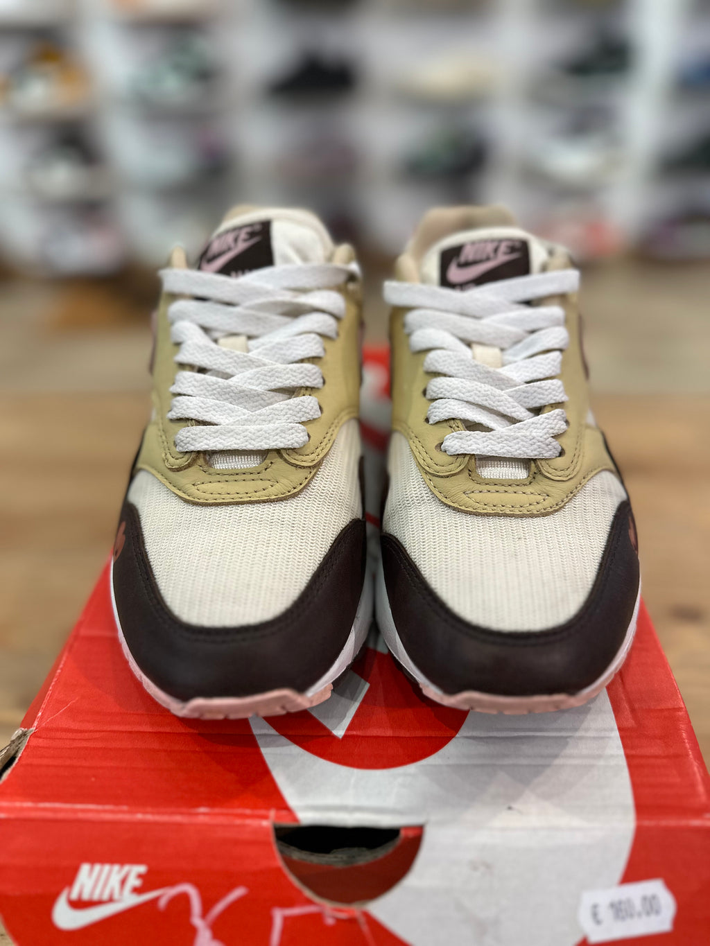 Nike air Max 1 valentines day